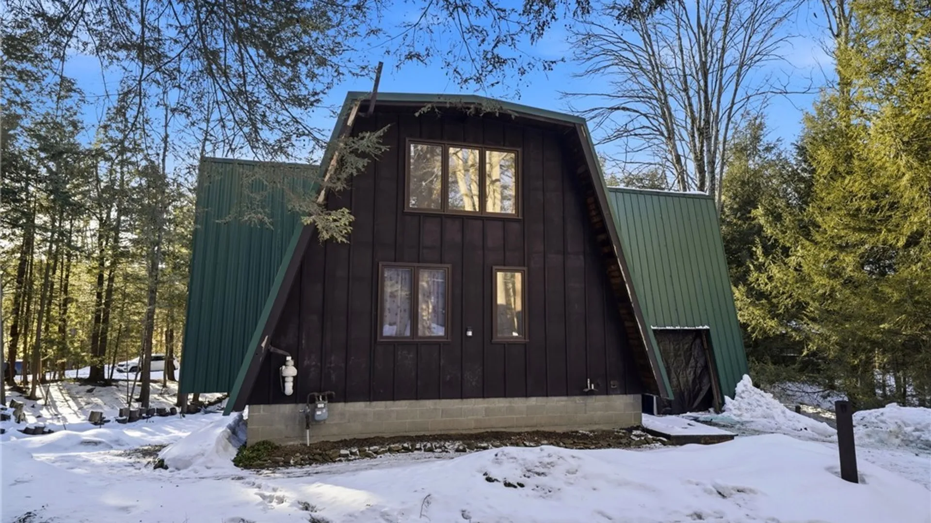 Property at 73 Tarn Trl, Concord, NY 14069 2