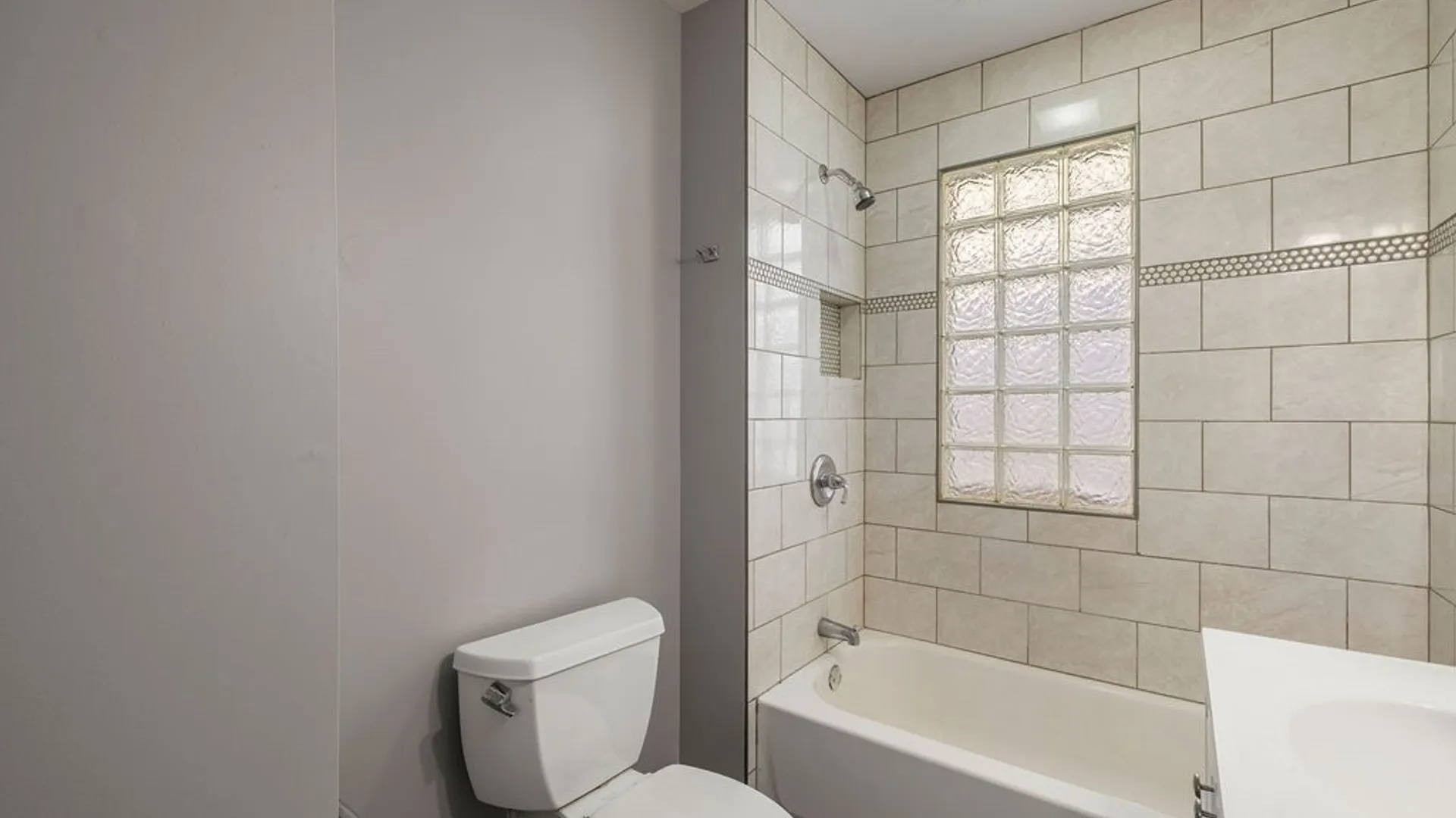 Property at 148 Potomac Avenue, Buffalo, NY 14213 16