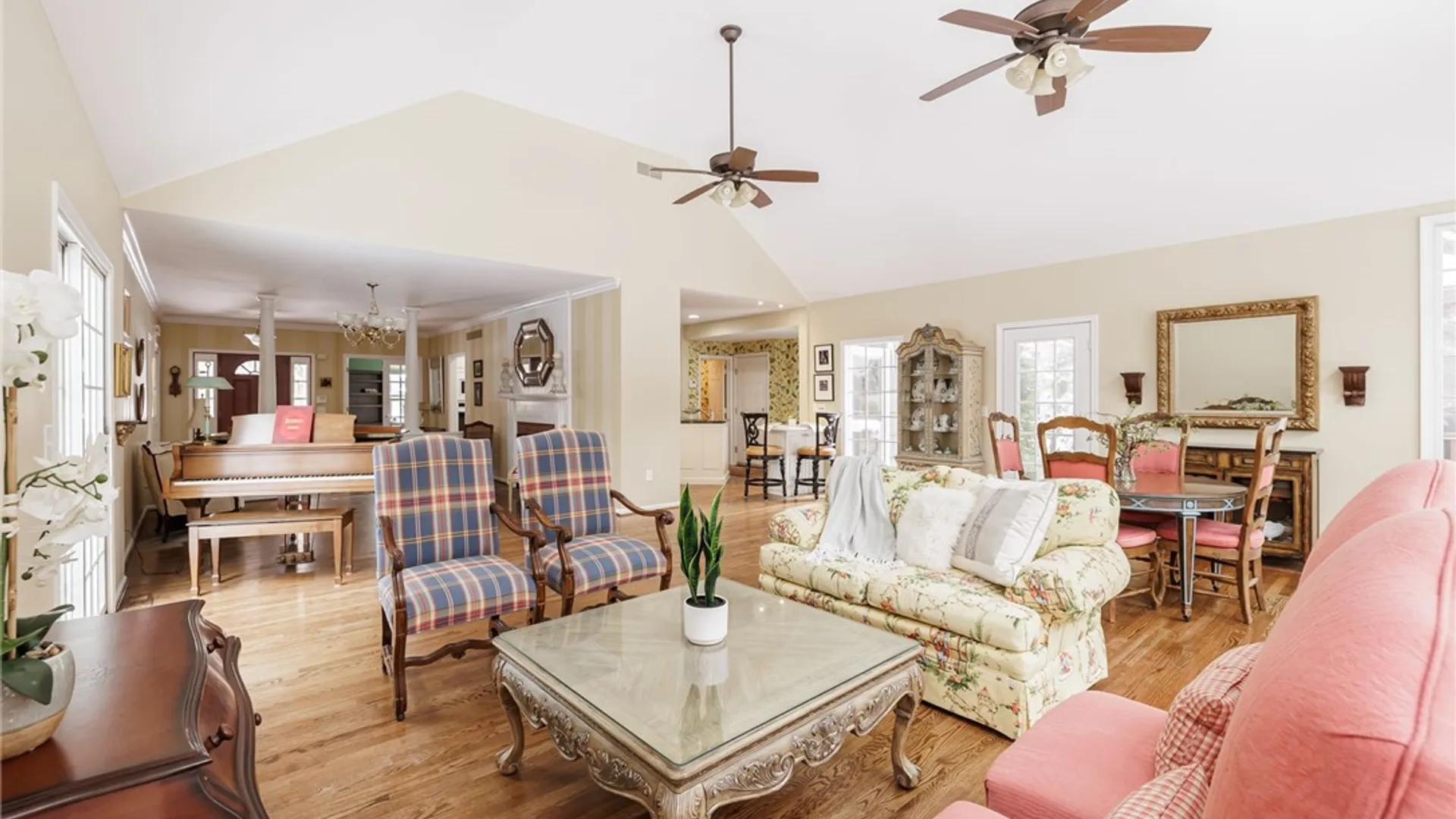 Property at 3 Prospect Hill Road, Pittsford, NY 14534 18