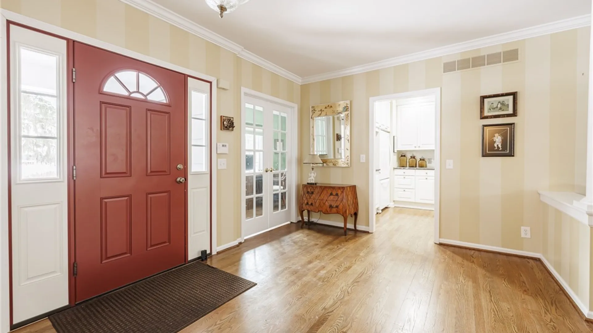 Property at 3 Prospect Hill Road, Pittsford, NY 14534 6