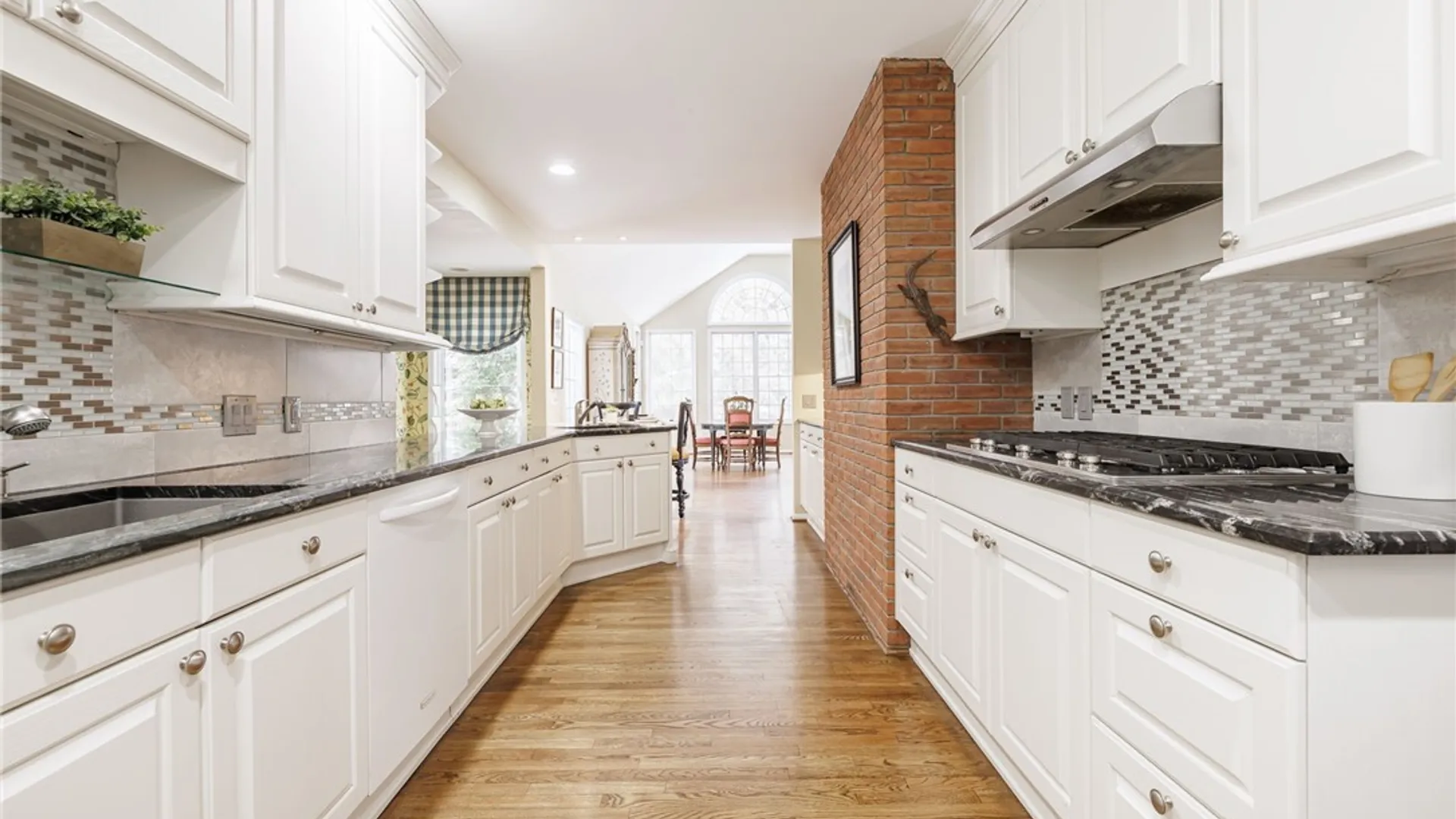 Property at 3 Prospect Hill Road, Pittsford, NY 14534 9