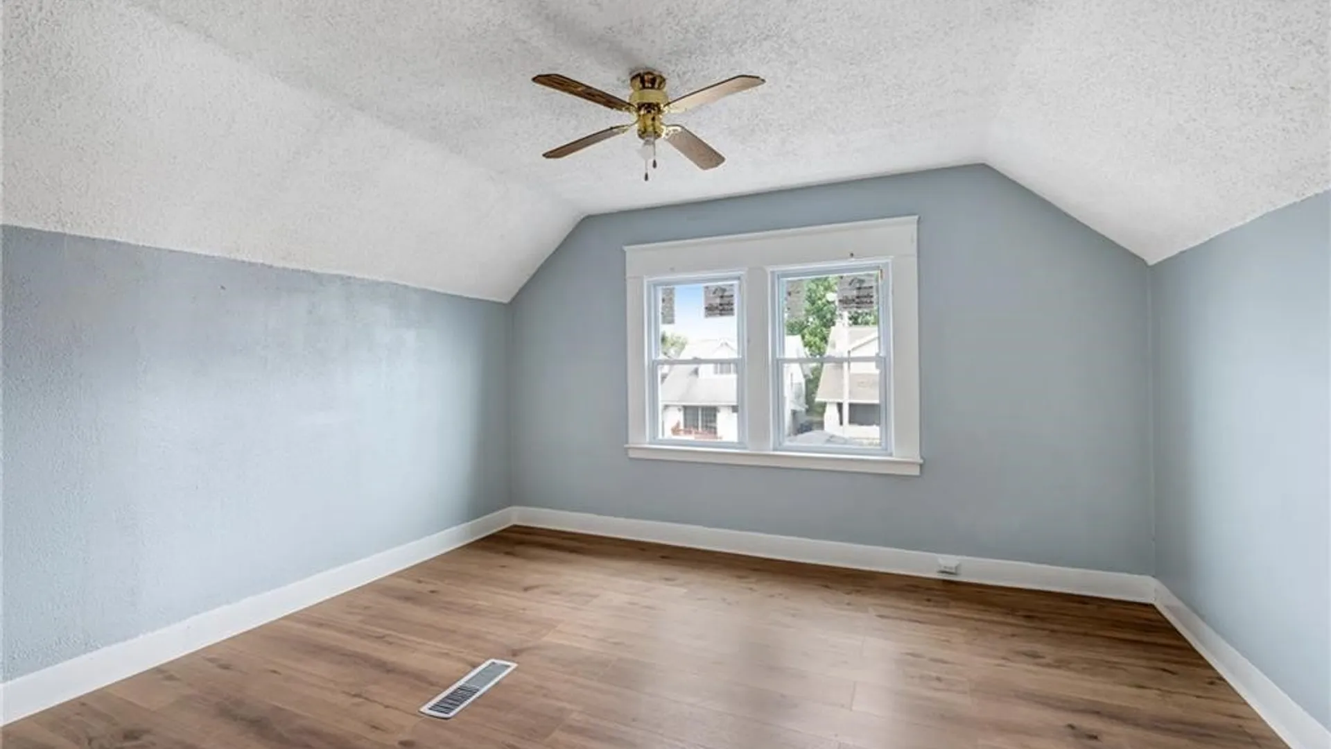 Property at 307 Berkshire Avenue, Buffalo, NY 14215 22