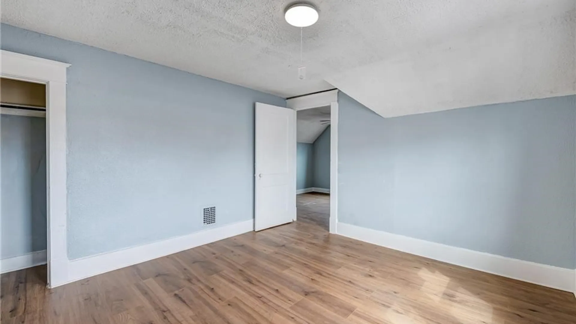 Property at 307 Berkshire Avenue, Buffalo, NY 14215 27