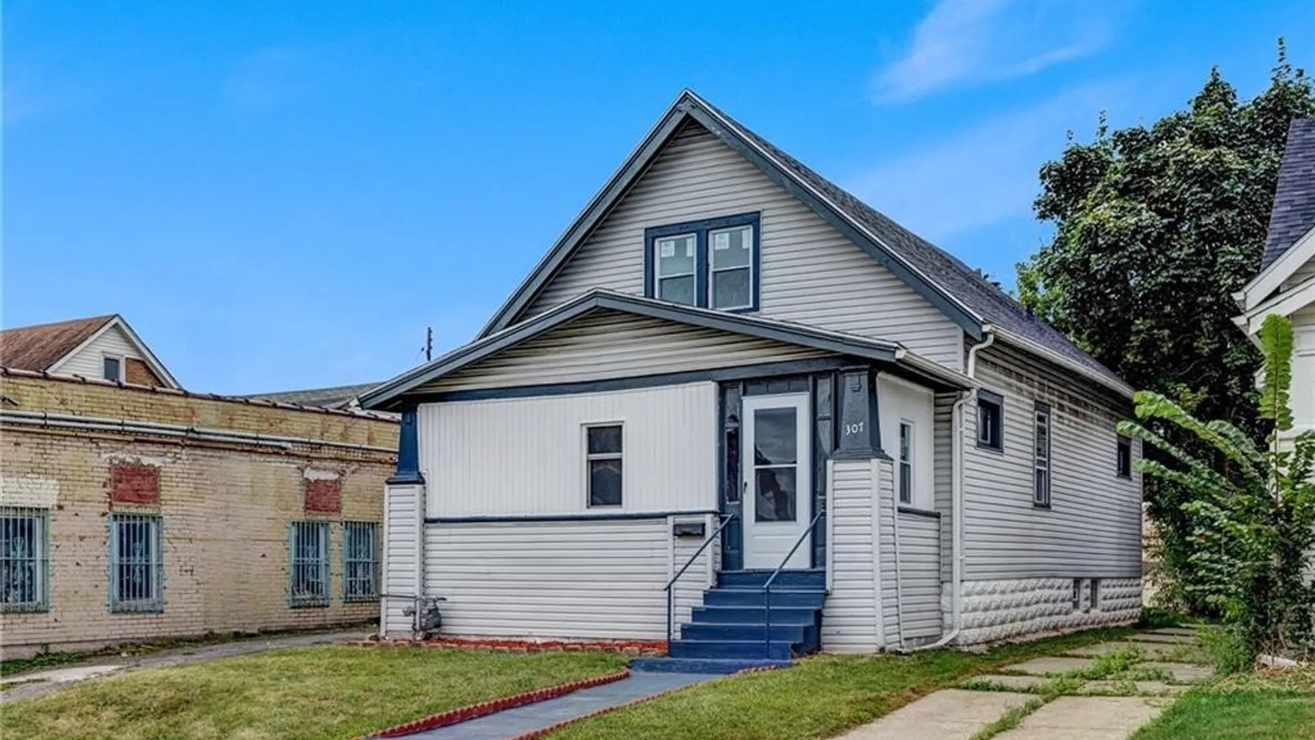 Property at 307 Berkshire Avenue, Buffalo, NY 14215 39