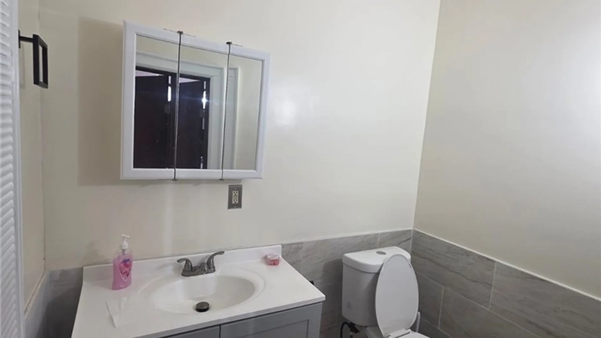 Property at 173 Trowbridge Street, Buffalo, NY 14220 11