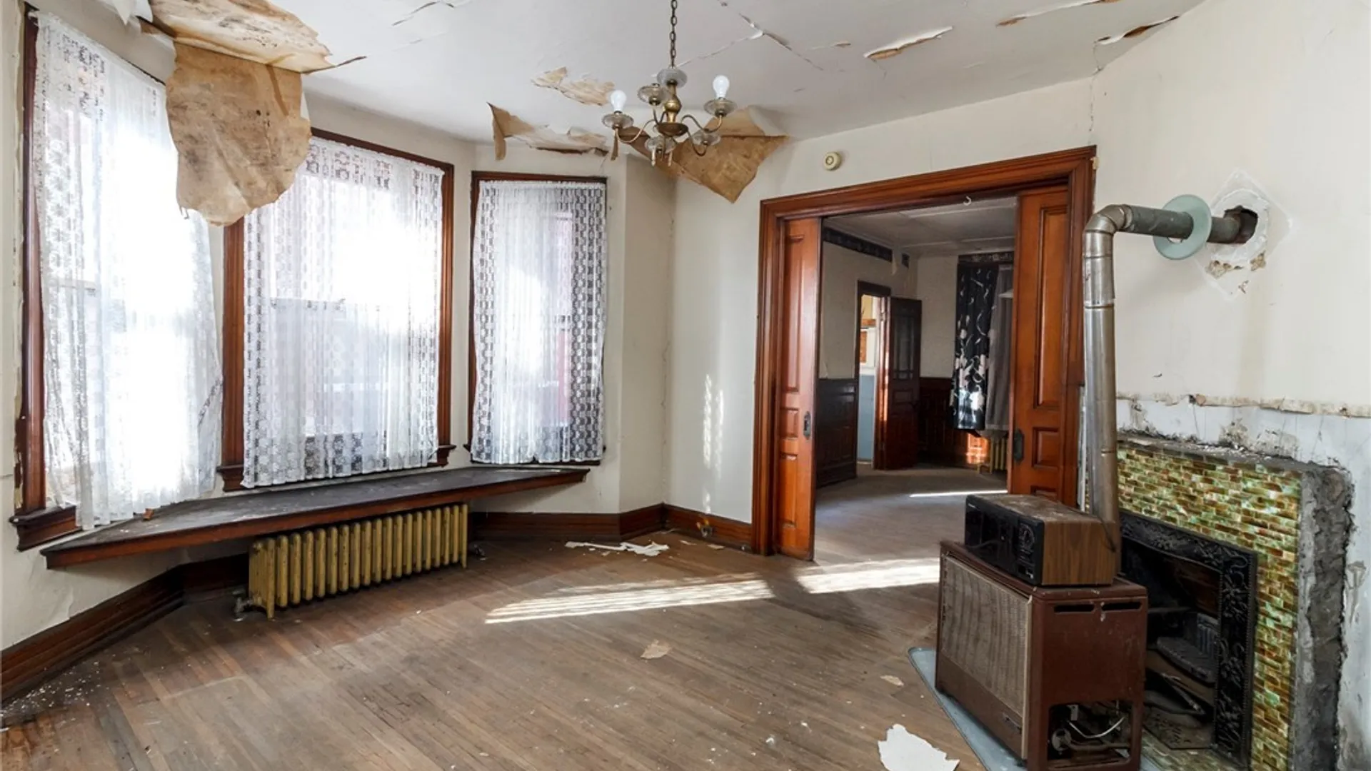 Property at 308 Adams Street, Buffalo, NY 14212 12