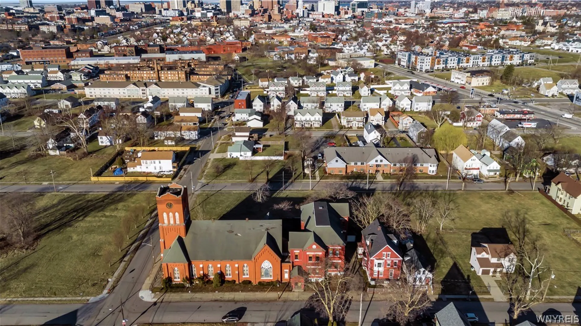 Property at 308 Adams Street, Buffalo, NY 14212 3