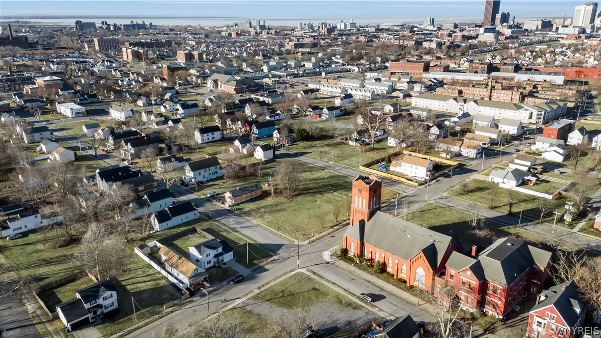 Property at 308 Adams Street, Buffalo, NY 14212 4