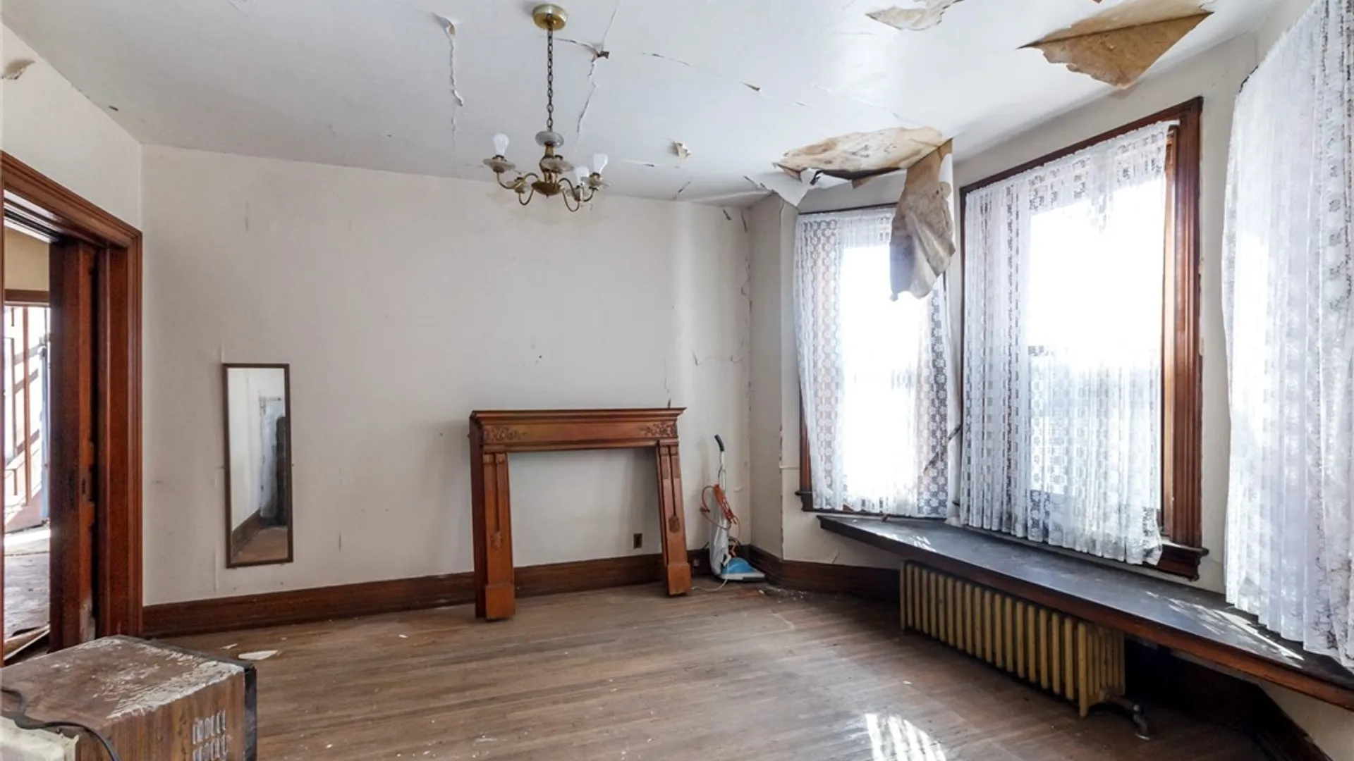 Property at 308 Adams Street, Buffalo, NY 14212 7