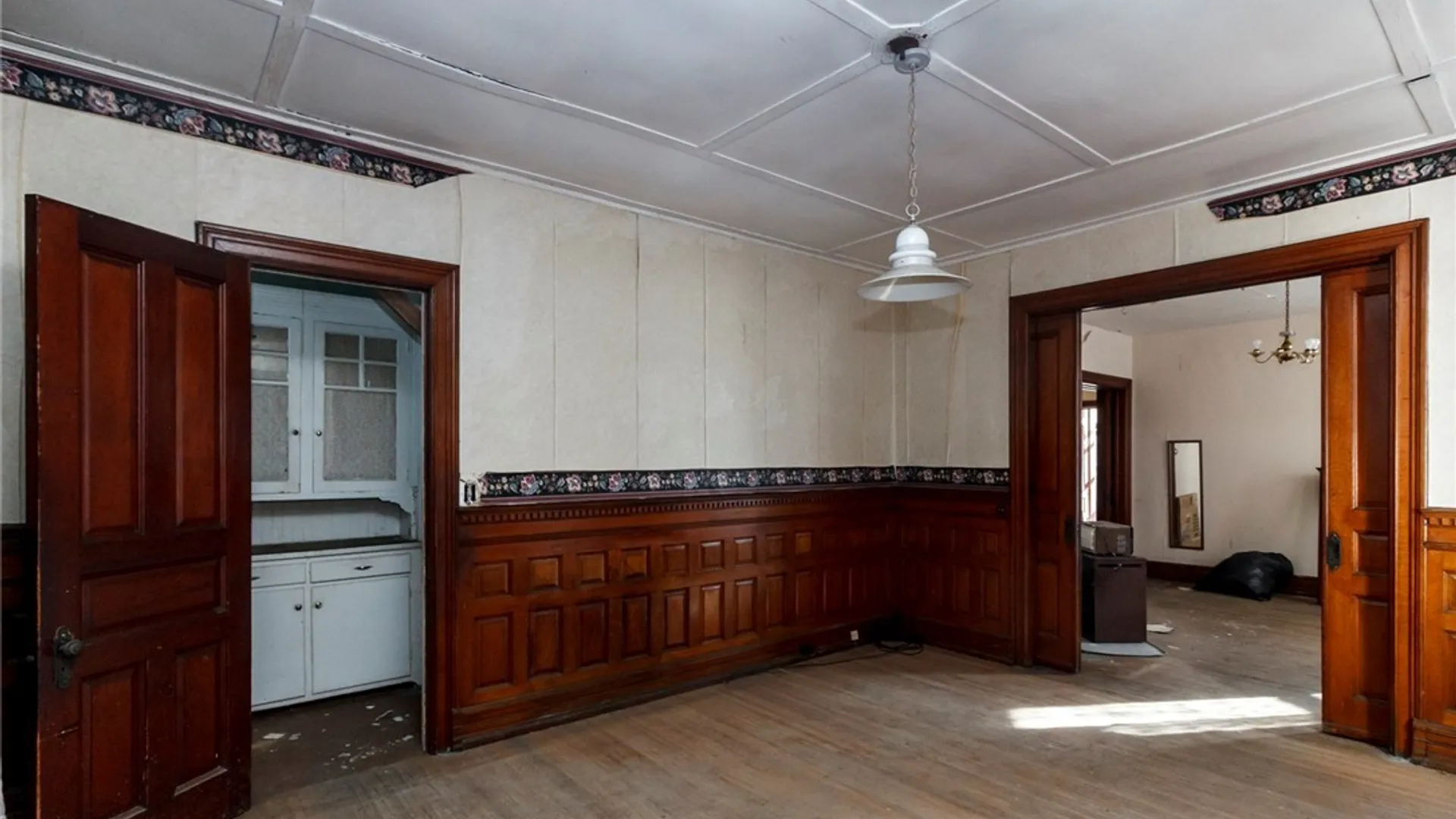 Property at 308 Adams Street, Buffalo, NY 14212 8