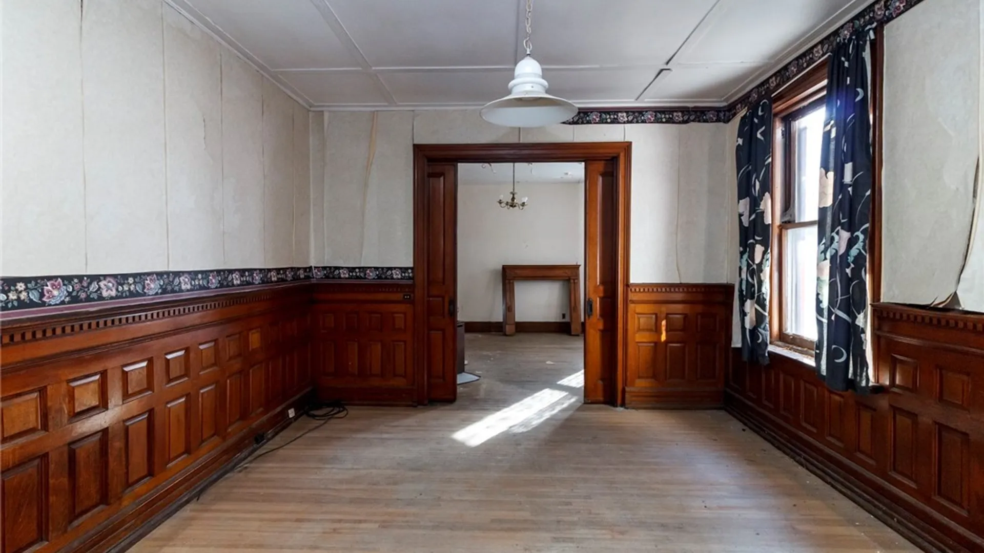 Property at 308 Adams Street, Buffalo, NY 14212 9