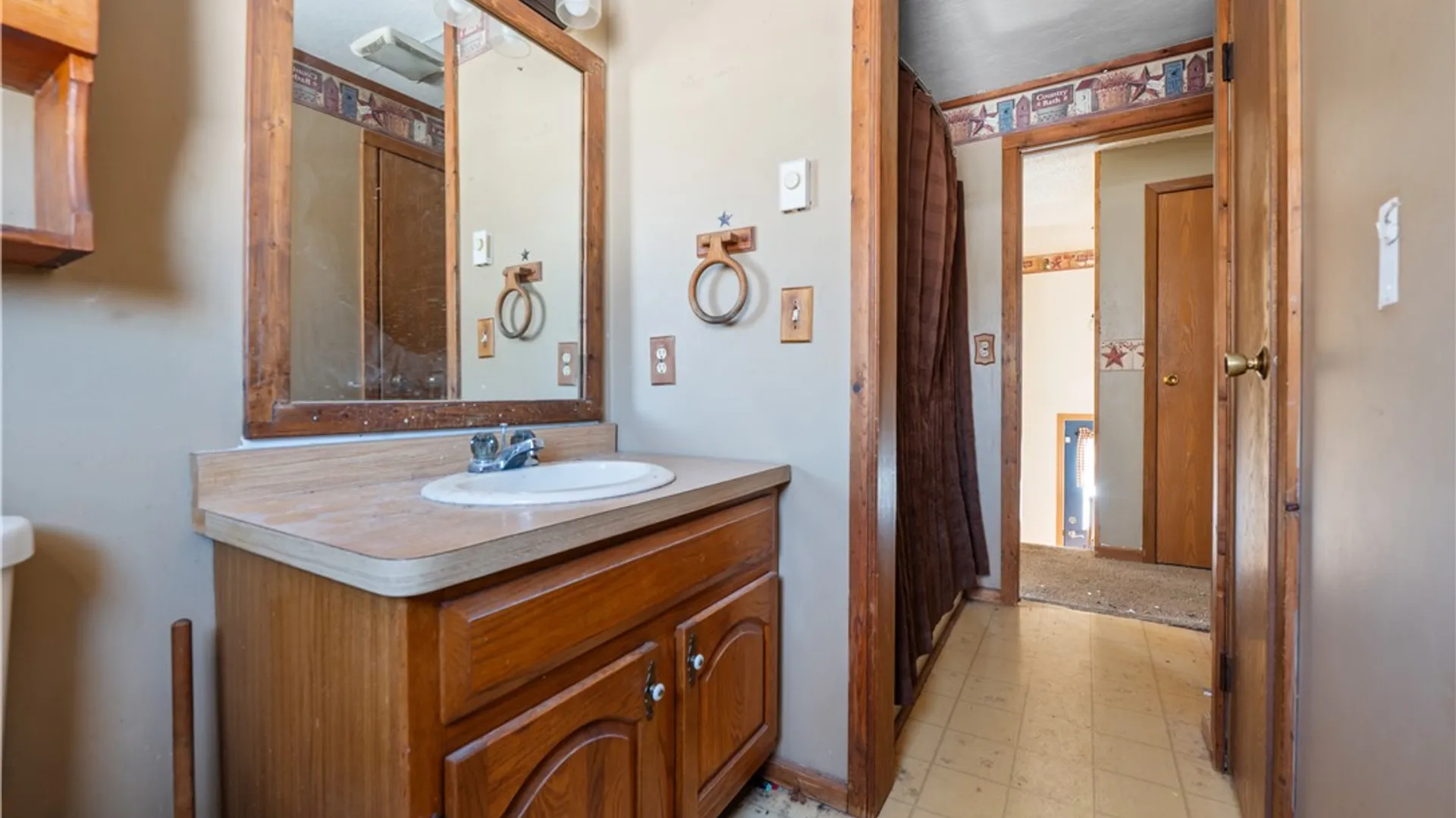 Property at 575 Moore Street, Albion, NY 14411 16