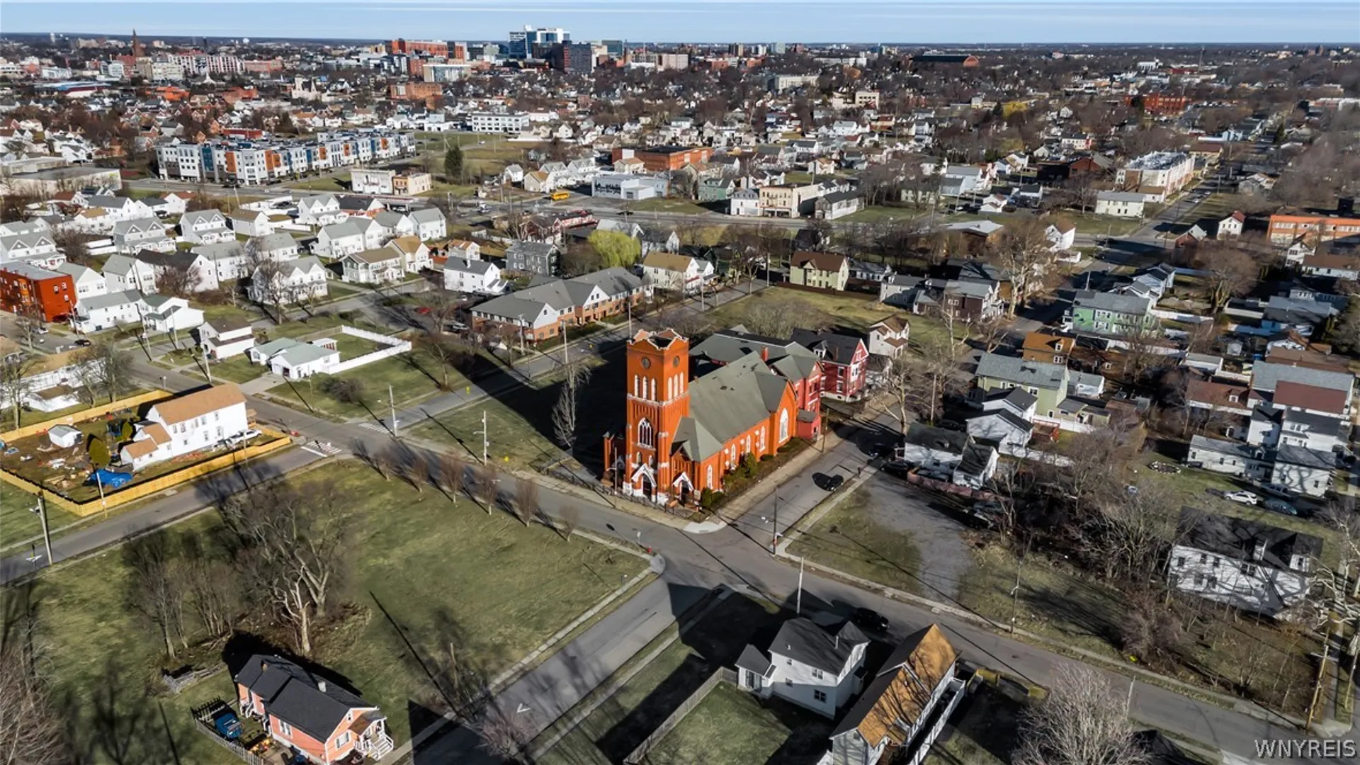 Property at 59 Peckham Street, Buffalo, NY 14206 10