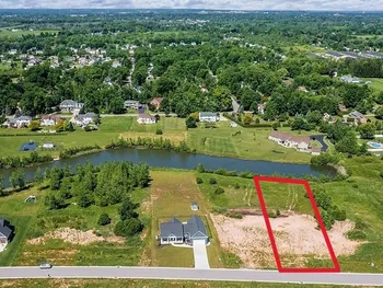 7305 Woodhaven Drive, Lockport Town, NY 14094