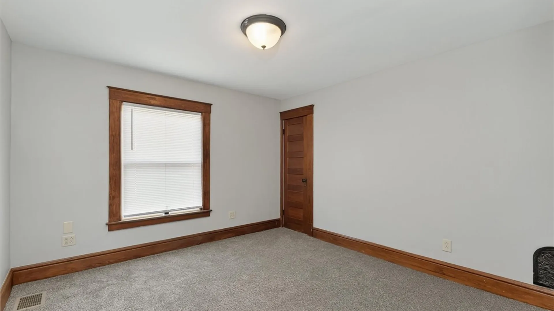 Property at 506 W Union St, Arcadia, NY 14513 28