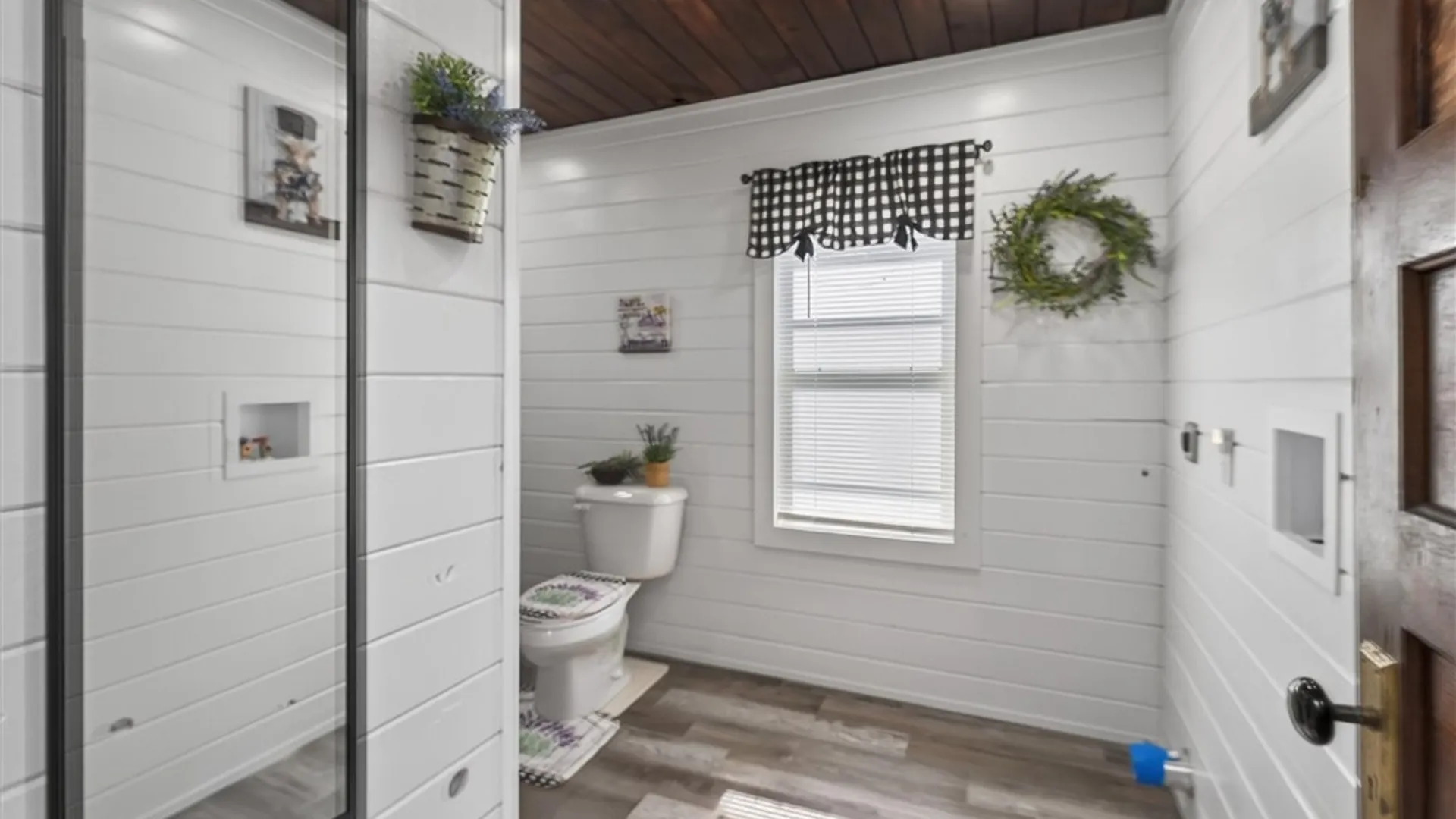 Property at 506 W Union St, Arcadia, NY 14513 32