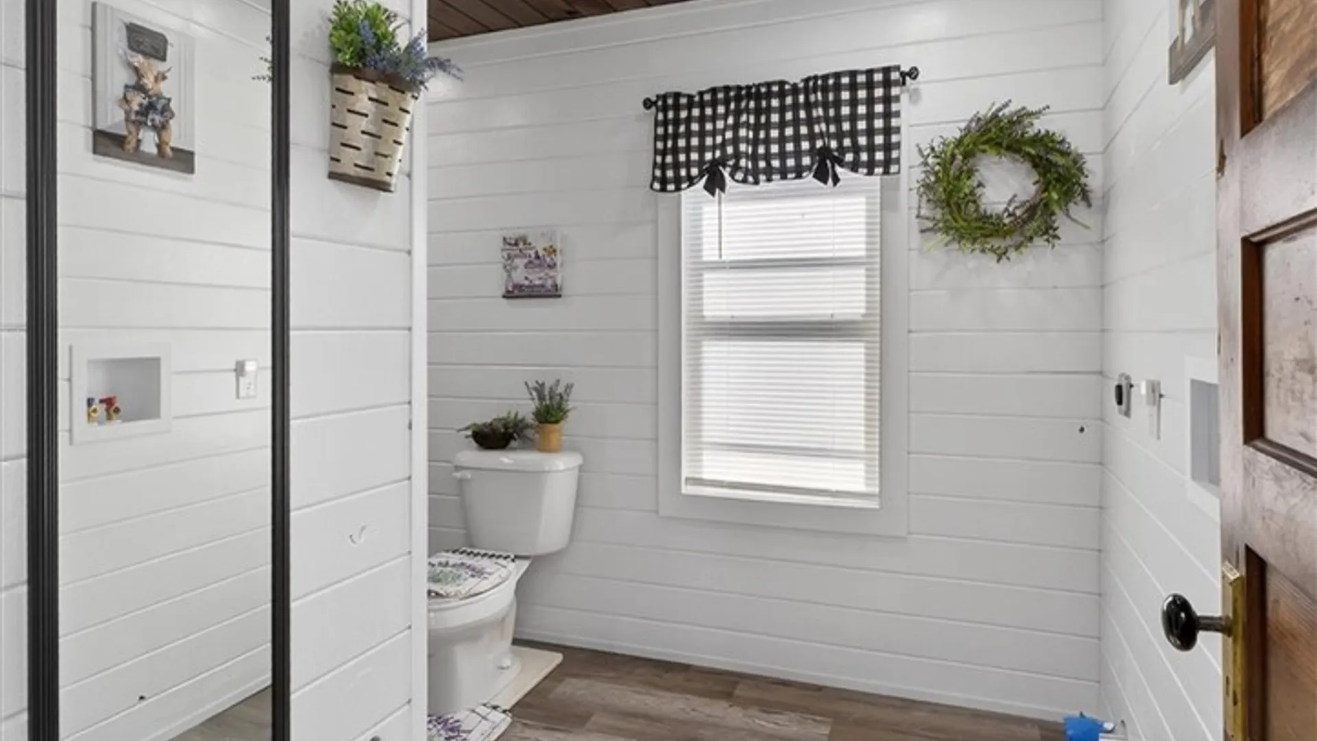 Property at 506 W Union St, Arcadia, NY 14513 33