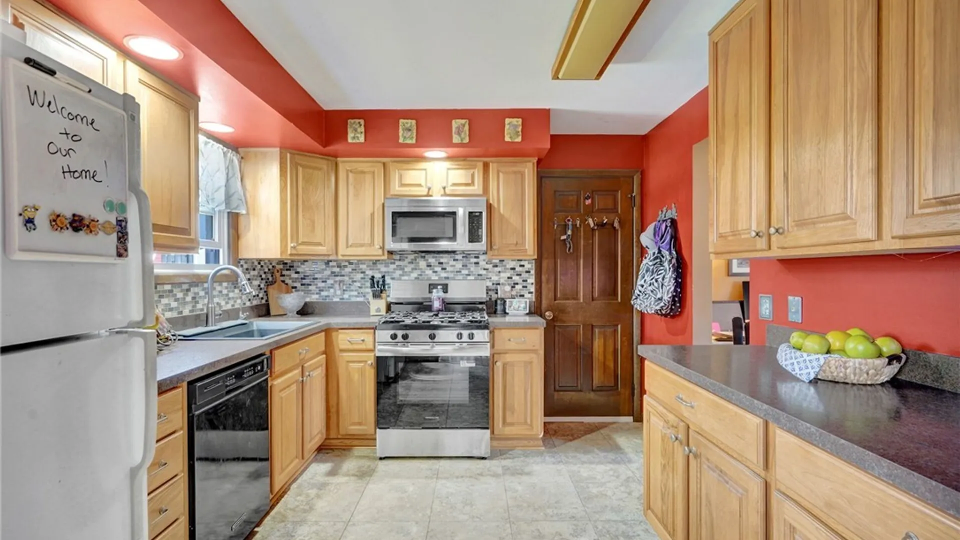 Property at 5658 Juno Drive, Hamburg, NY 14085 16