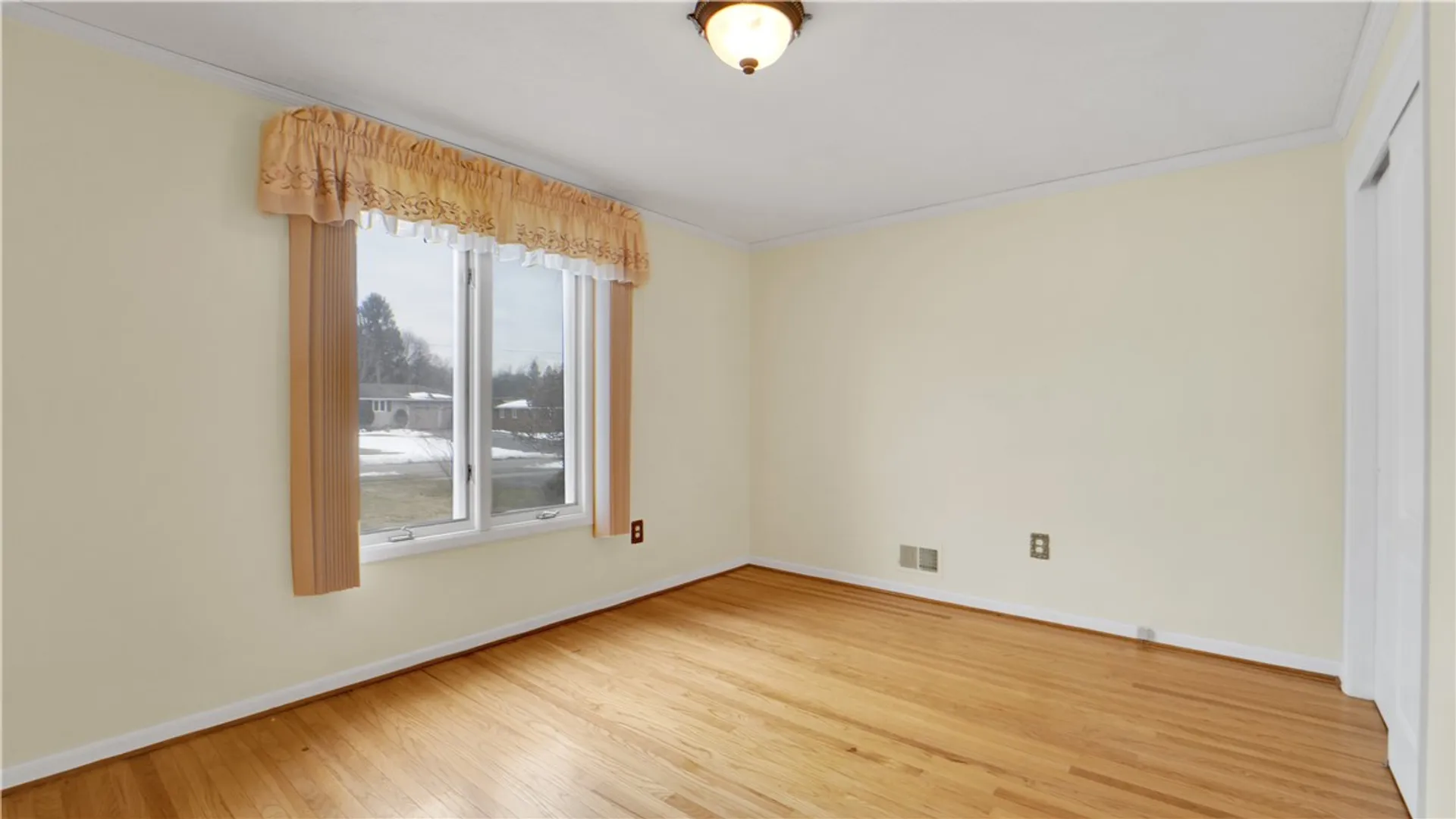 Property at 122 Pine Valley Drive, Greece, NY 14626 18