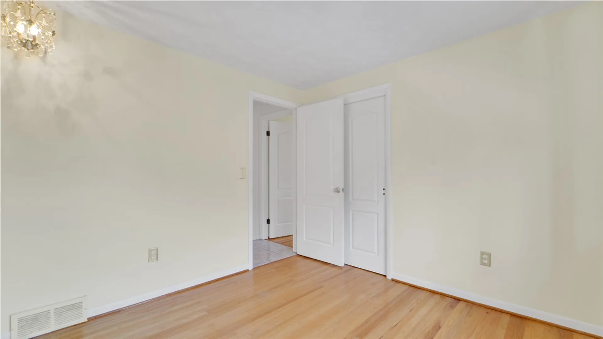 Property at 122 Pine Valley Drive, Greece, NY 14626 21