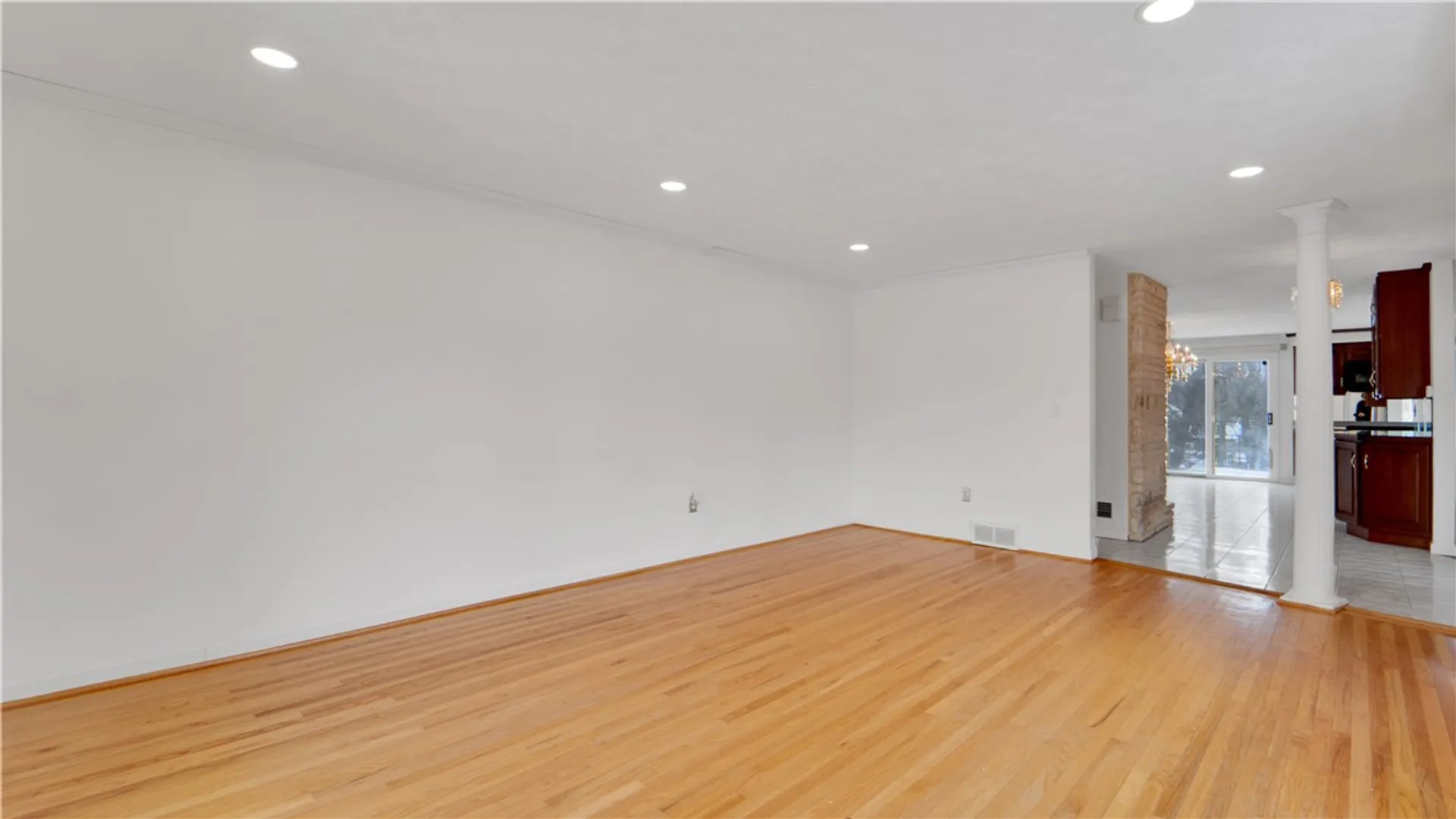 Property at 122 Pine Valley Drive, Greece, NY 14626 9