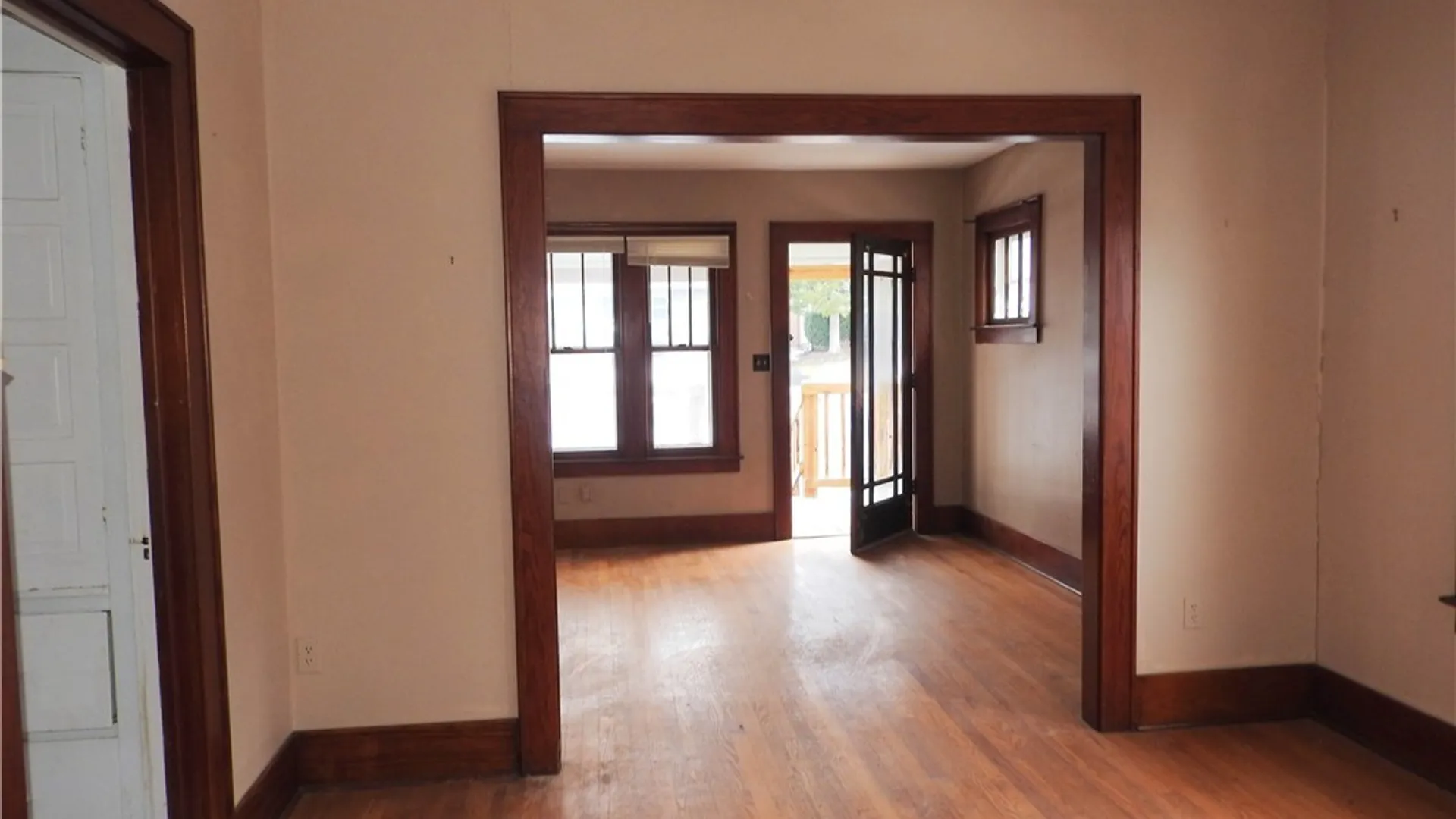 Property at 325 Collingwood Avenue, Syracuse, NY 13206 3