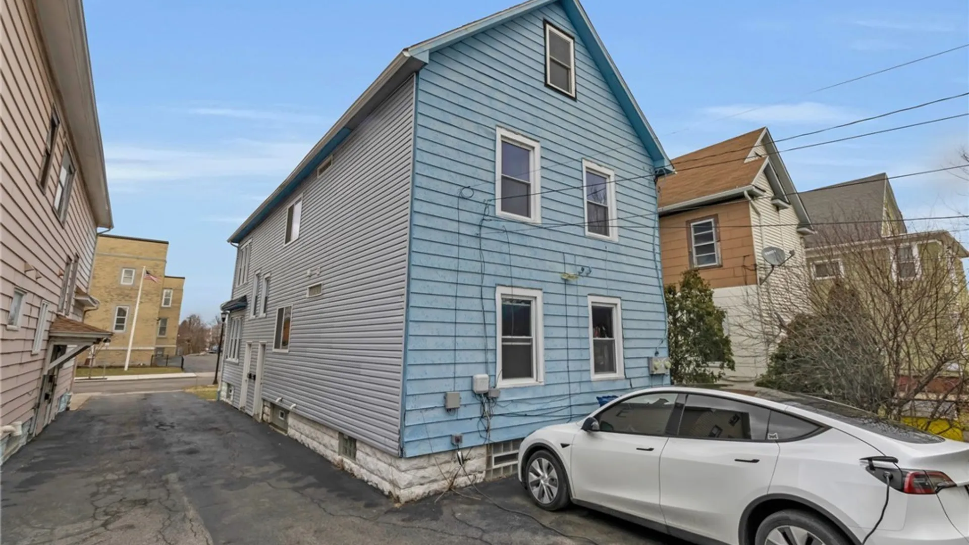 Property at 82 Dakota Street, Buffalo, NY 14216 32