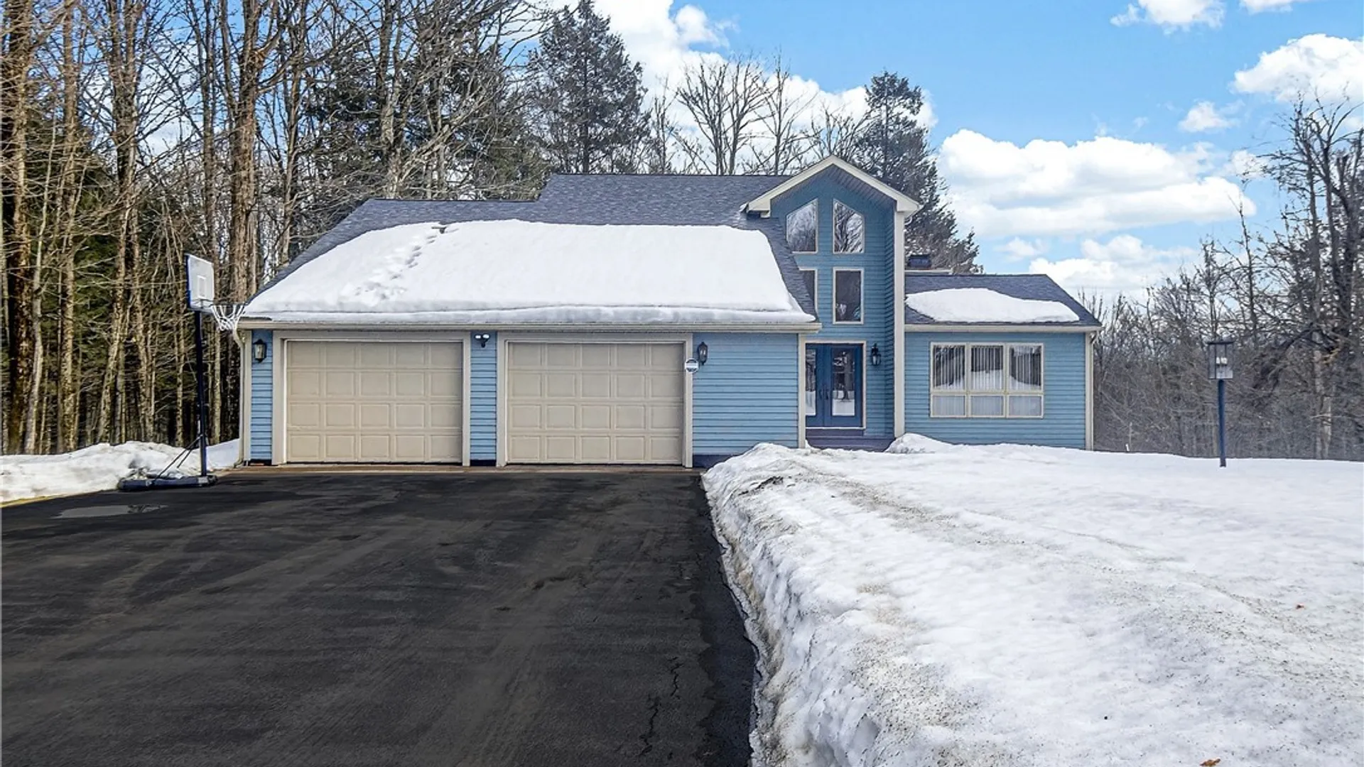 Property at 6311 Hidden Meadow Dr, Marcy, NY 13403 3