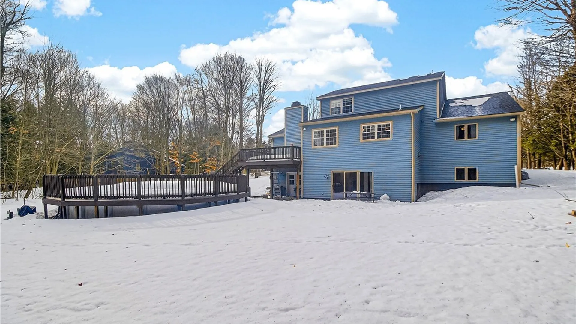 Property at 6311 Hidden Meadow Dr, Marcy, NY 13403 5