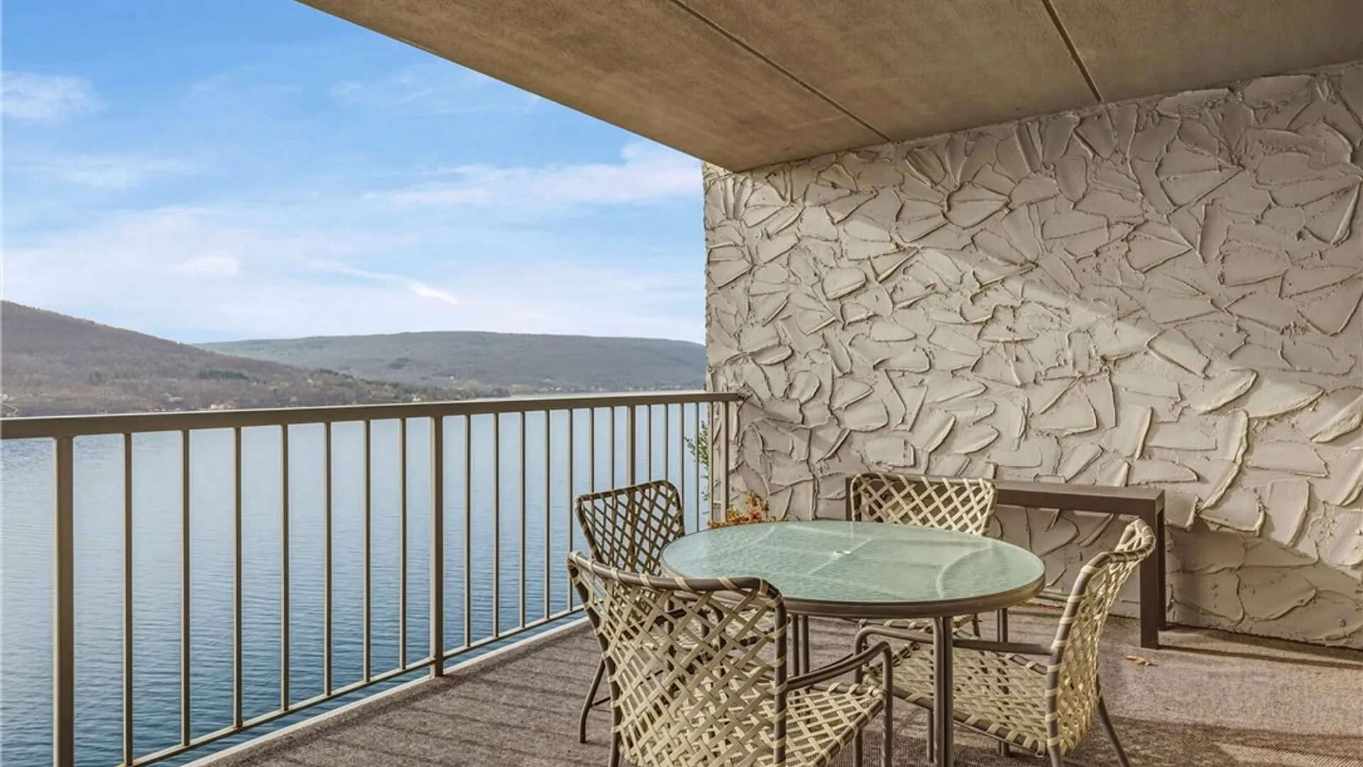 Property at 135 Cliffside Drive, South Bristol, NY 14424 4