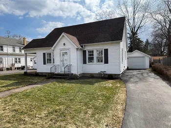Property at 604 Davis Drive, Arcadia, NY 14513