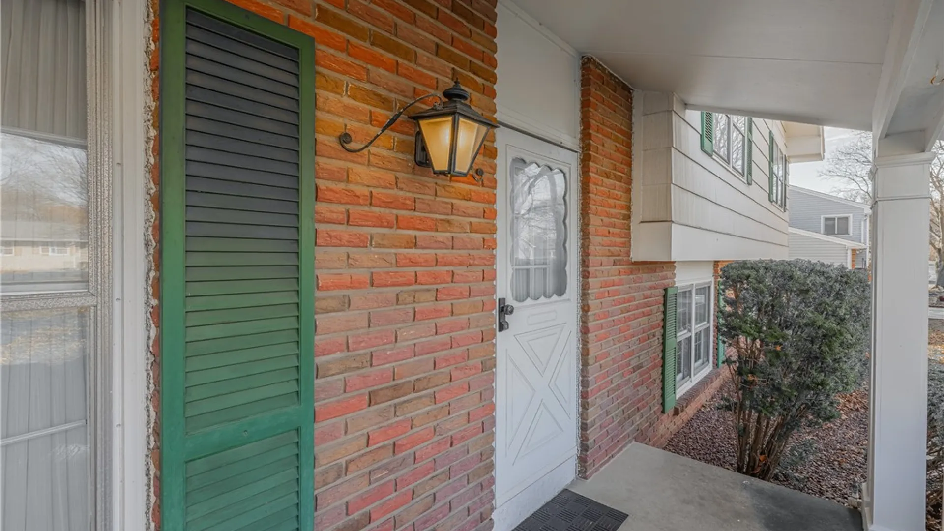 Property at 566 Black Walnut Drive, Greece, NY 14615 4