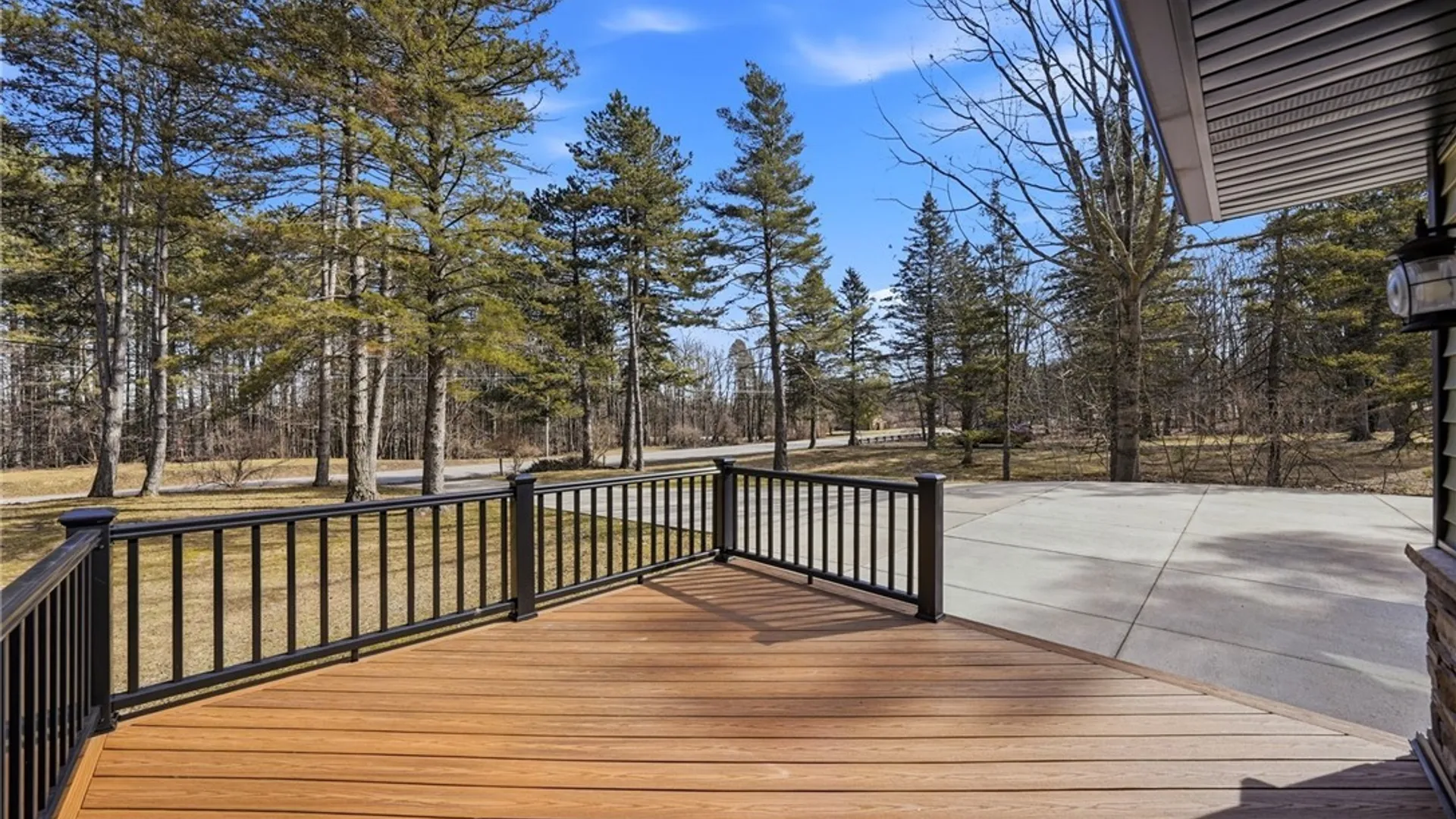 Property at 7228 Lower East Hill Road, Boston, NY 14033 3