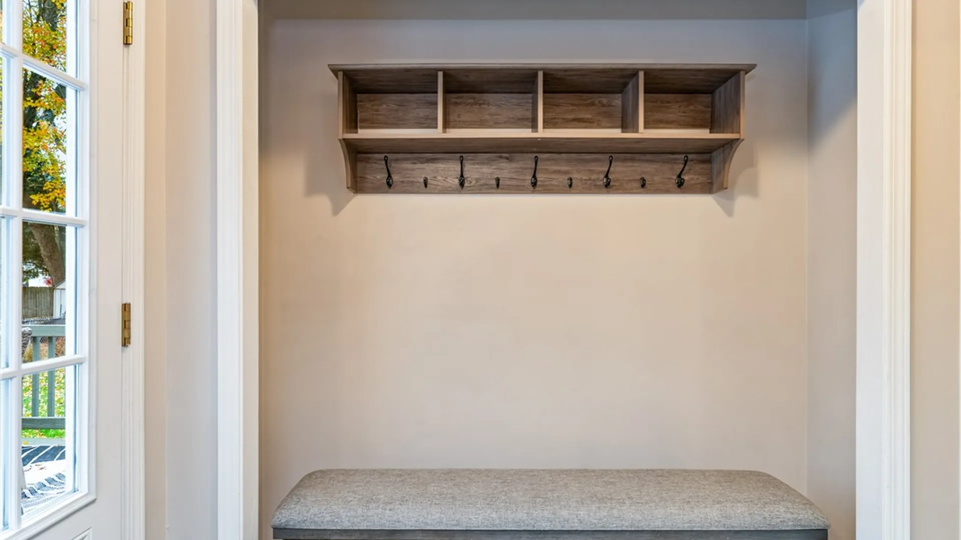 Property at 46 Country Lane, Penfield, NY 14526 24