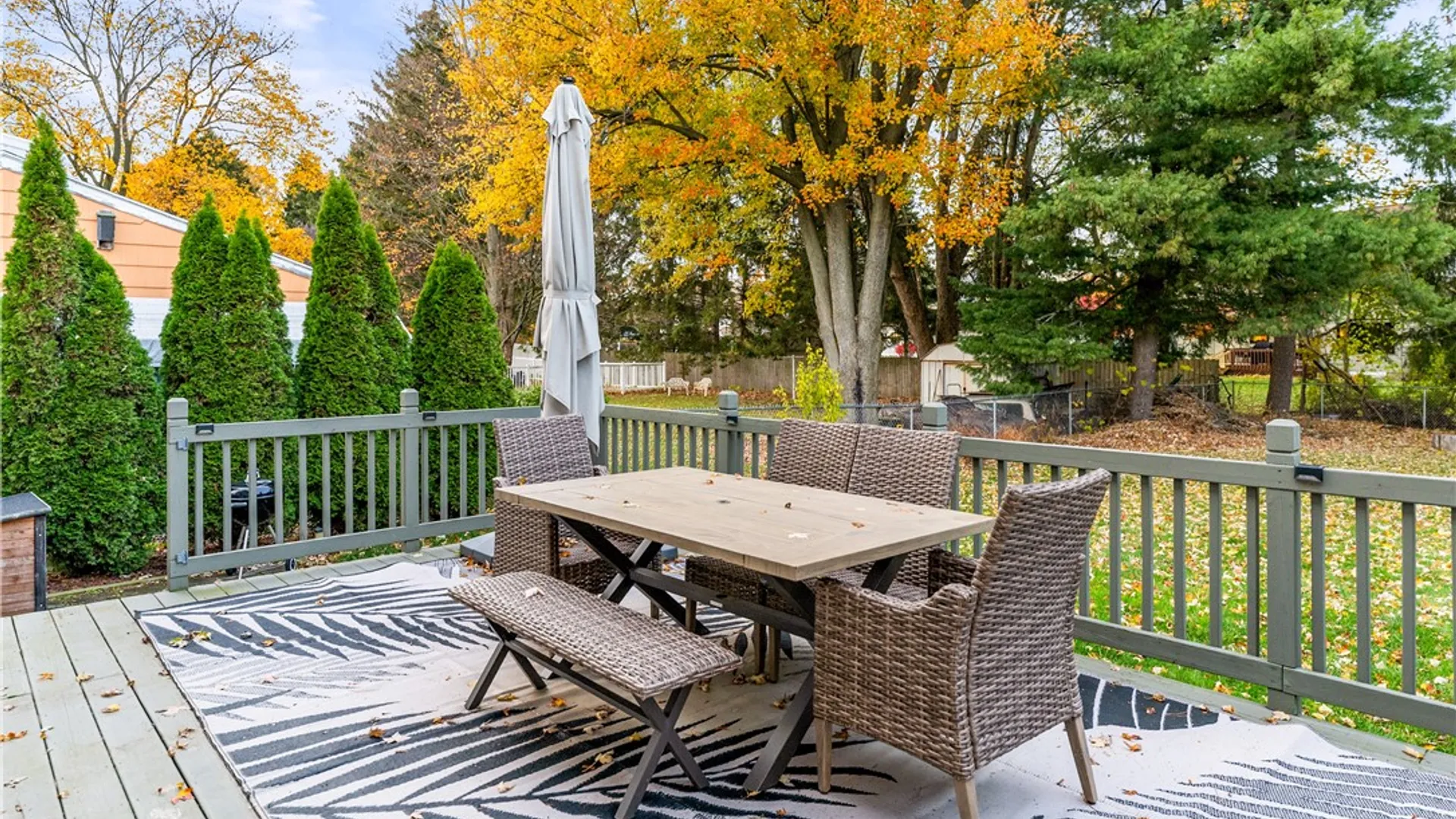 Property at 46 Country Lane, Penfield, NY 14526 27