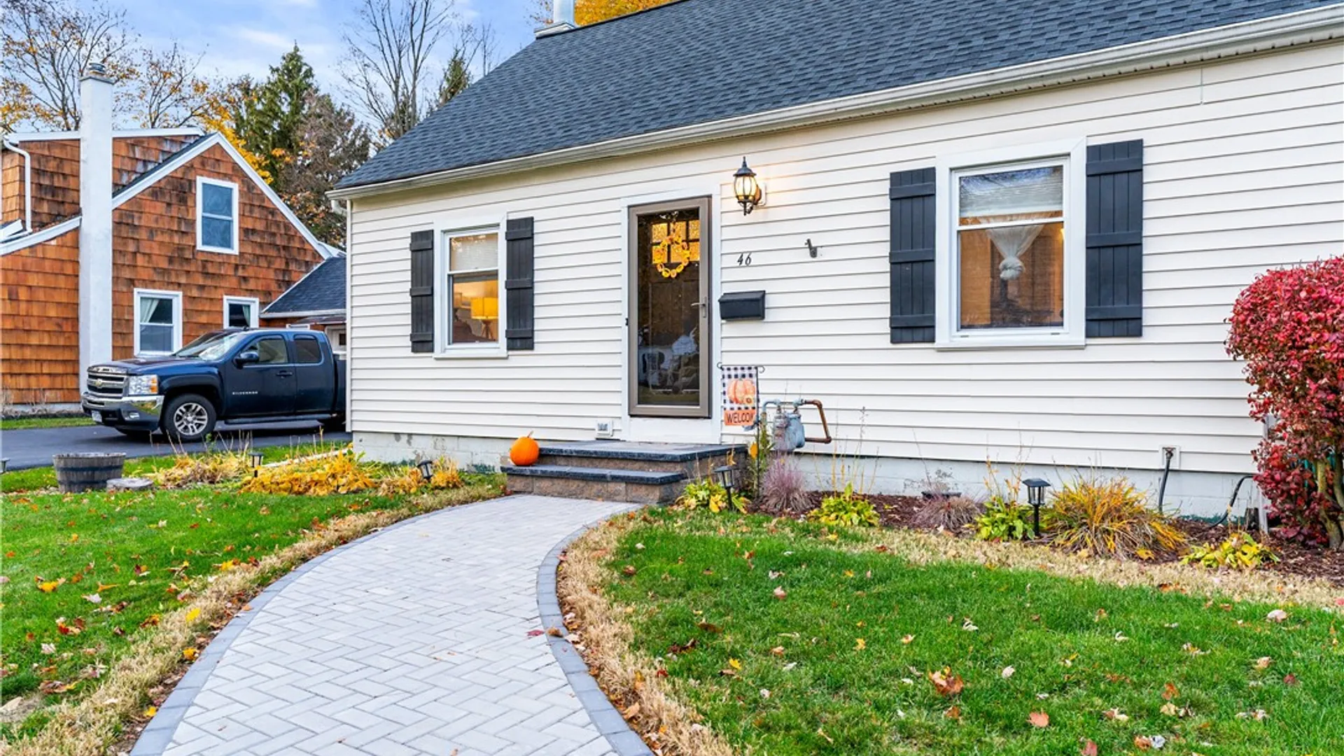 Property at 46 Country Lane, Penfield, NY 14526 3