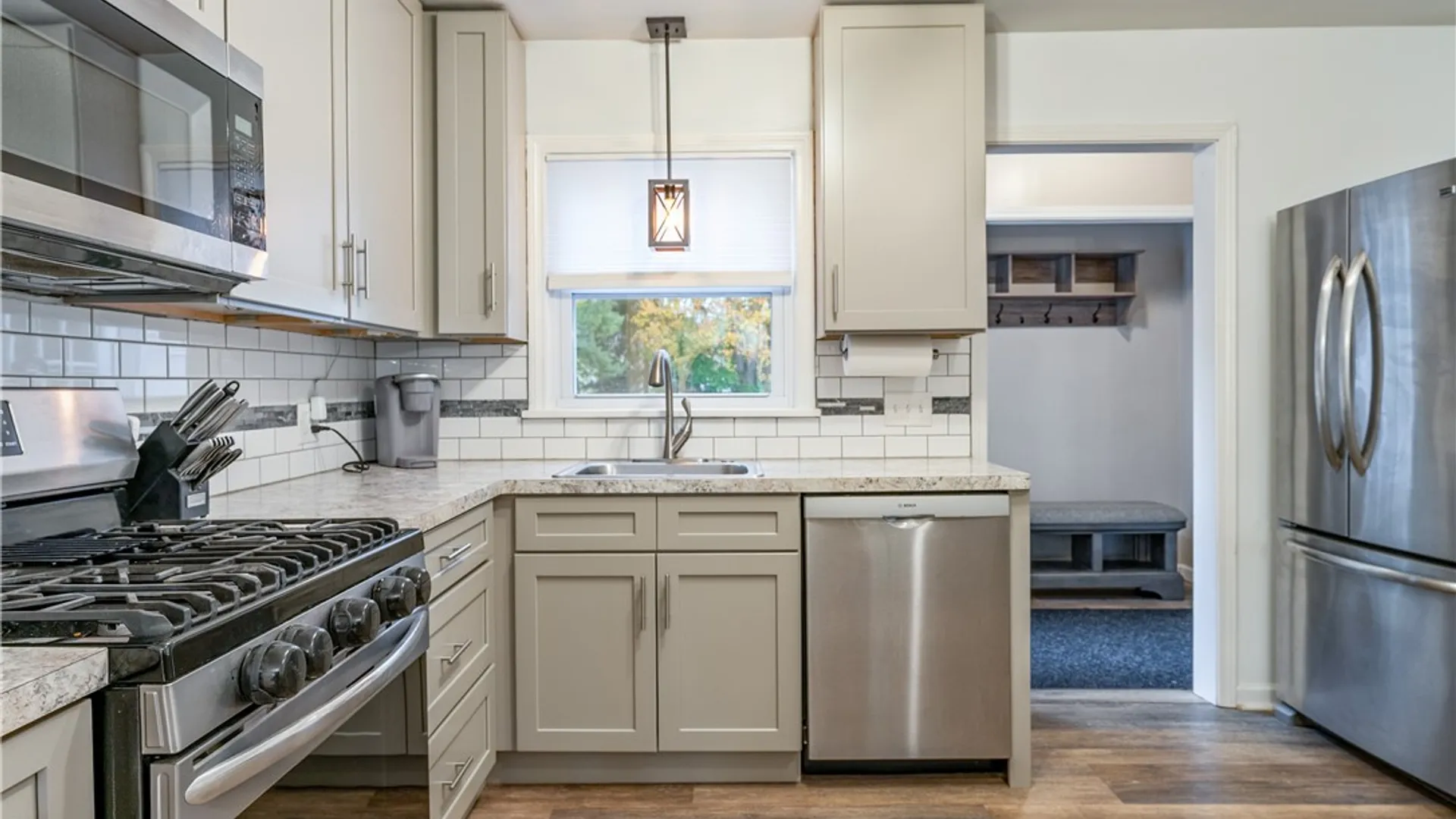 Property at 46 Country Lane, Penfield, NY 14526 8