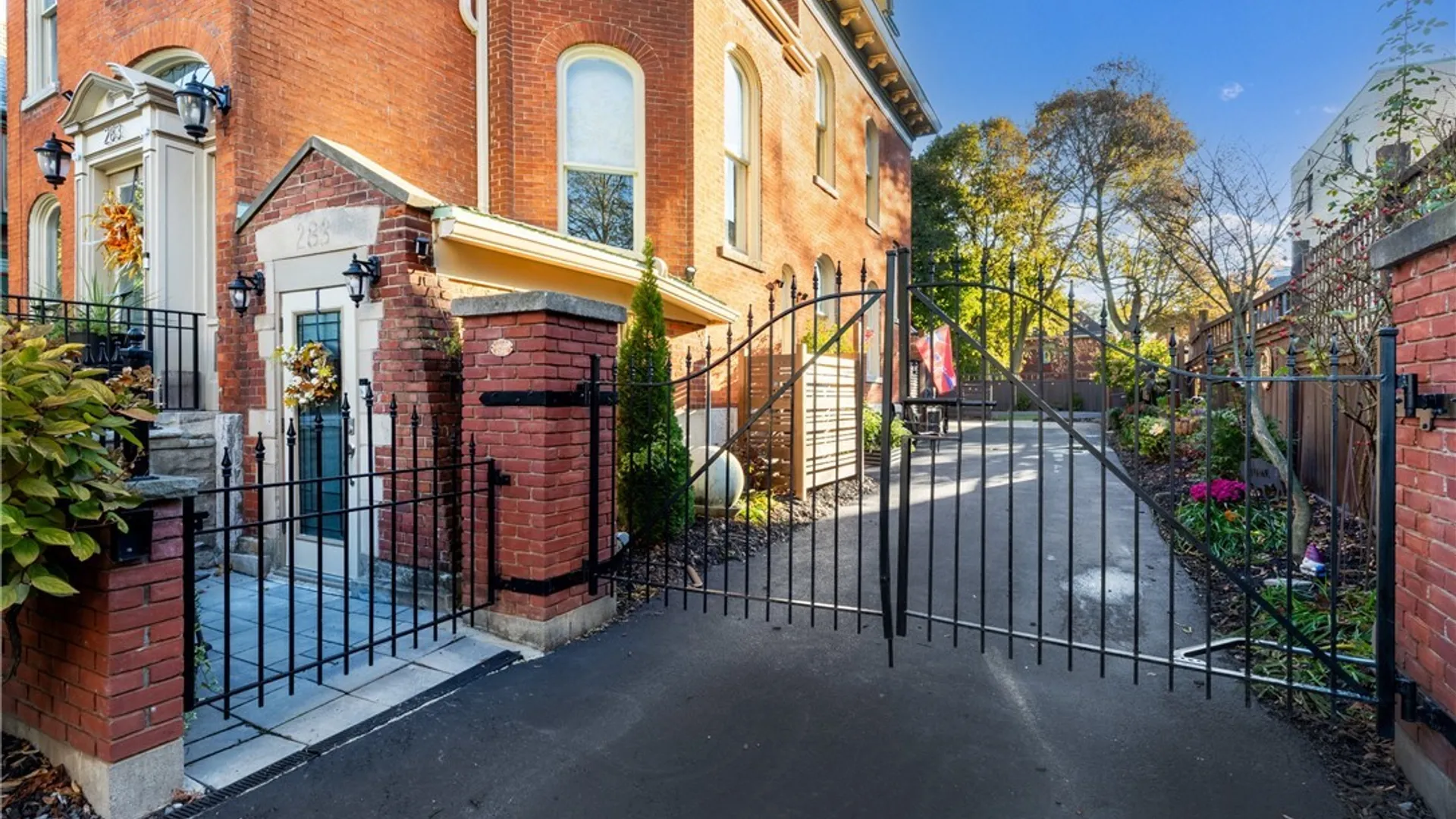 Property at 283 Linwood Avenue, Buffalo, NY 14209 4