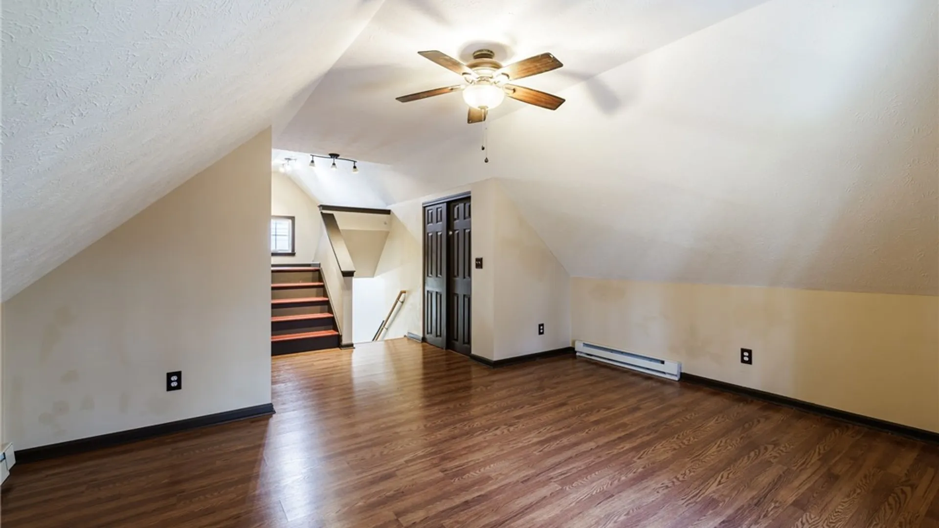 Property at 112 Arvine Heights, Rochester, NY 14611 16