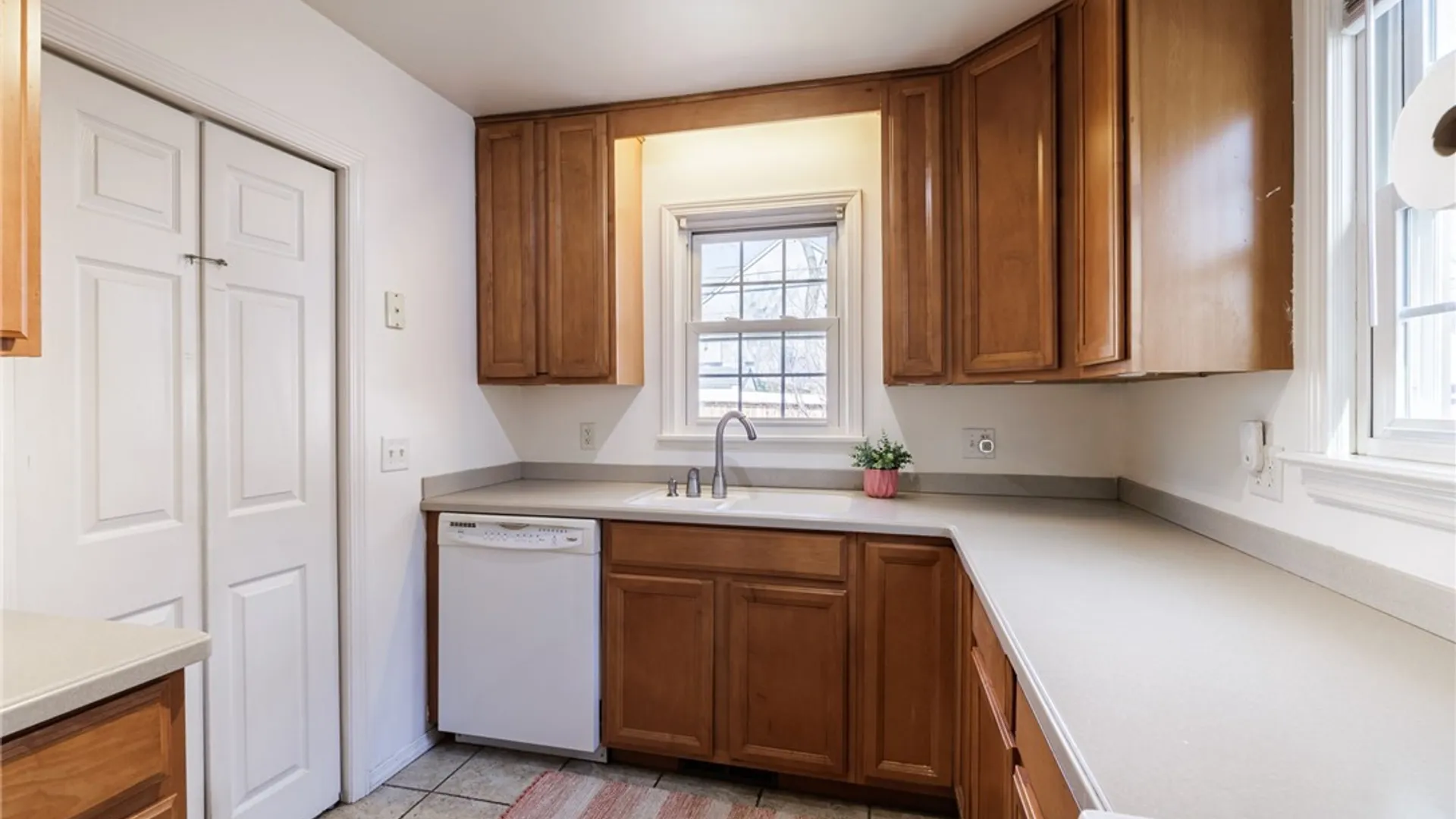 Property at 112 Arvine Heights, Rochester, NY 14611 9