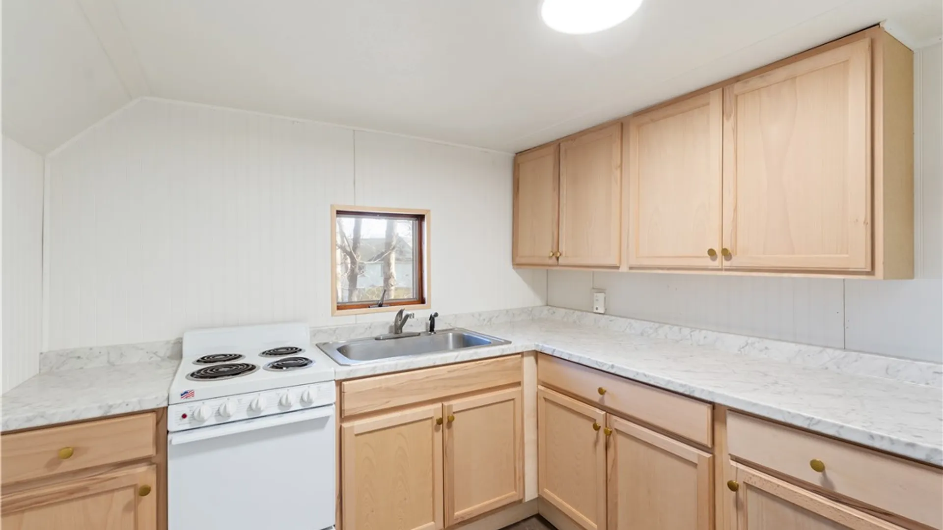 Property at 30 Lake Street, Perry, NY 14530 36