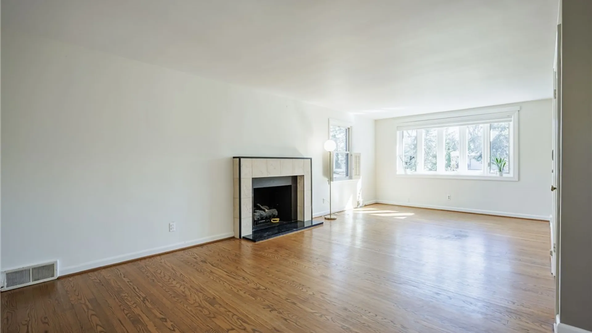 Property at 193 Georgian Court Road, Brighton, NY 14610 11