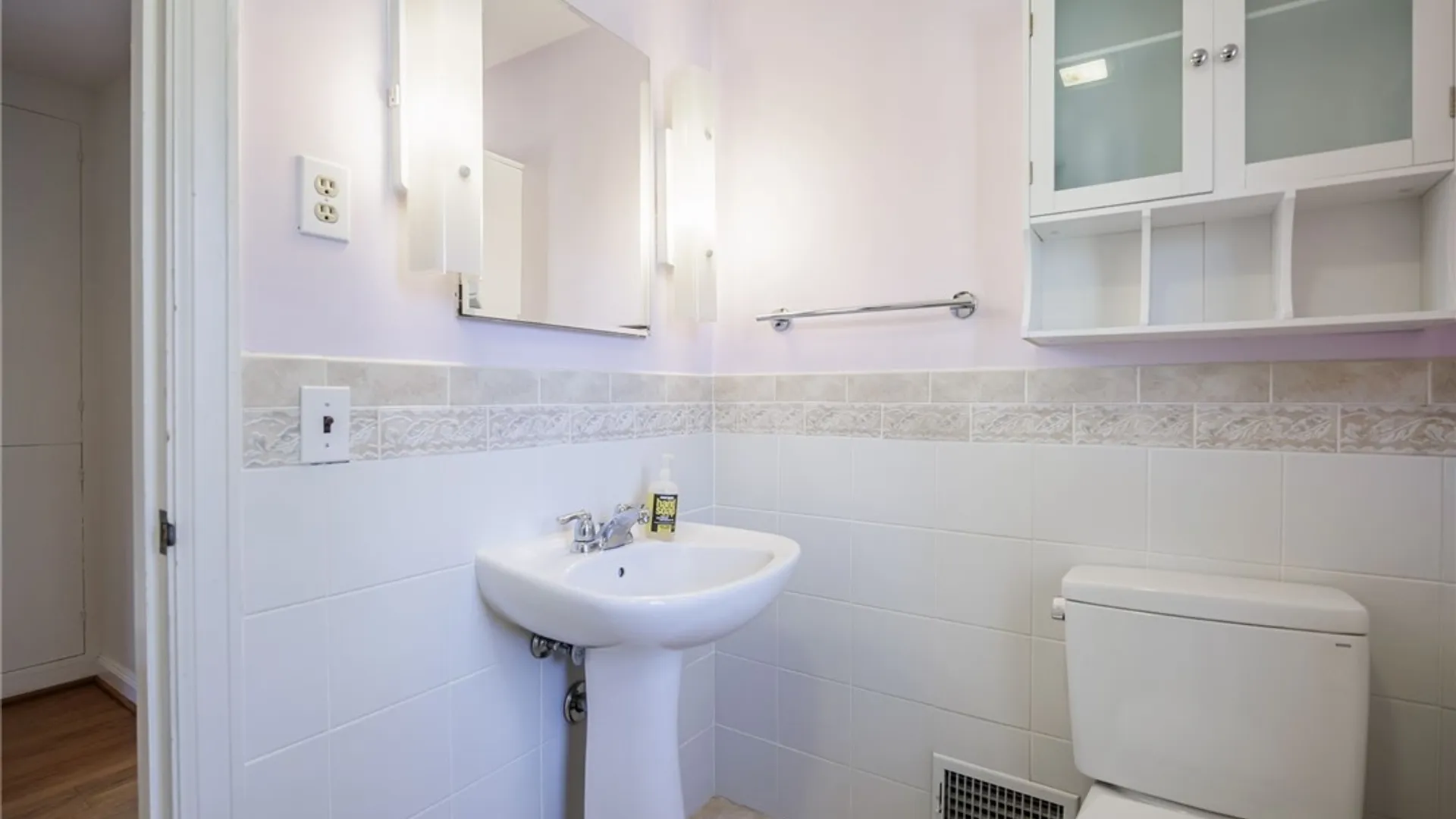 Property at 193 Georgian Court Road, Brighton, NY 14610 36