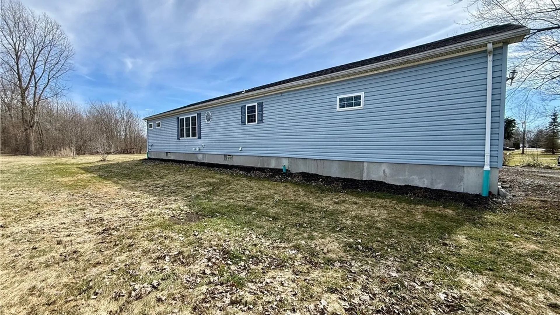 Property at 6969 Nash Road, Wheatfield, NY 14120 4