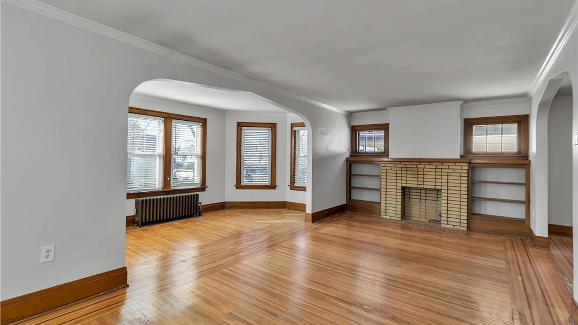 Property at 1088 Parkside Avenue, Buffalo, NY 14214 17