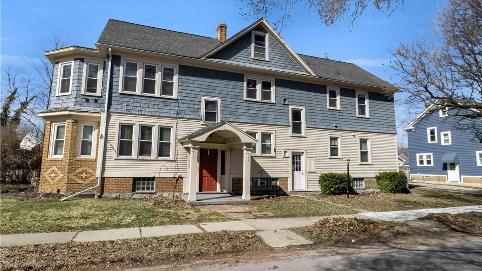 Property at 1088 Parkside Avenue, Buffalo, NY 14214 2