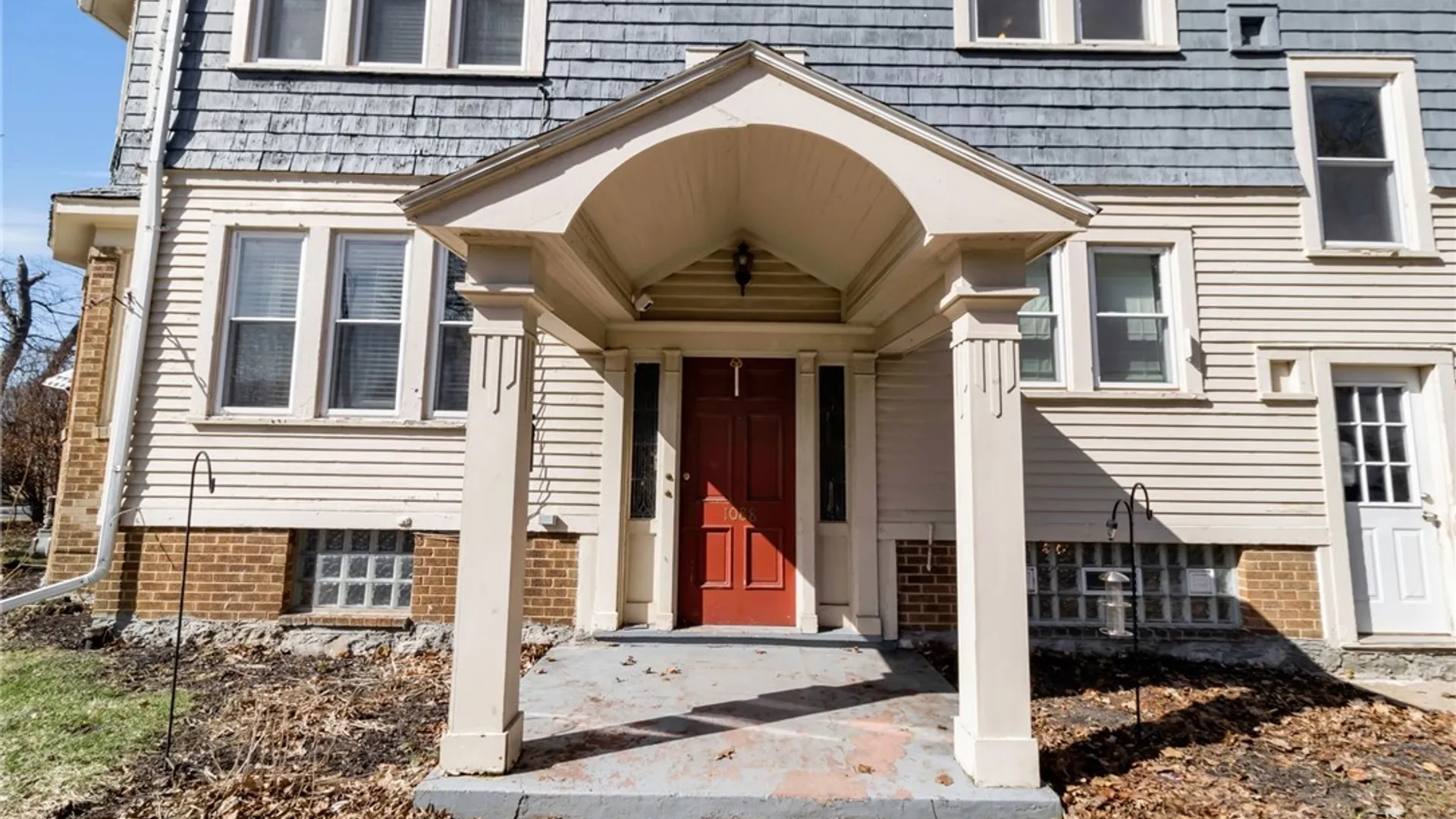 Property at 1088 Parkside Avenue, Buffalo, NY 14214 3