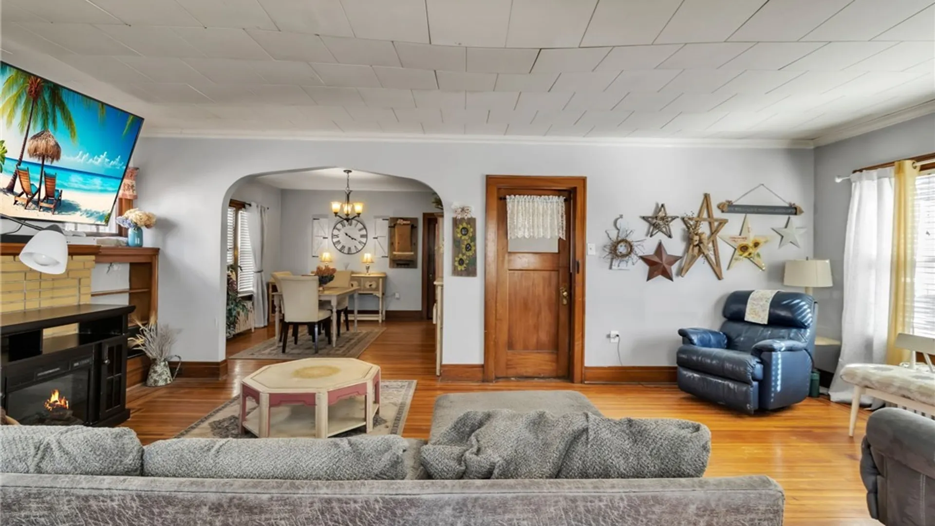 Property at 1088 Parkside Avenue, Buffalo, NY 14214 5