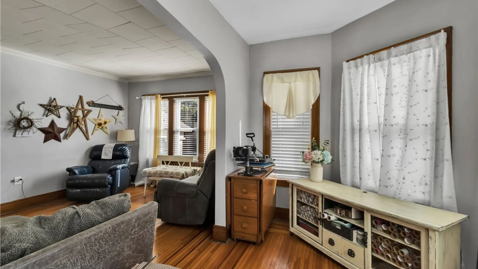 Property at 1088 Parkside Avenue, Buffalo, NY 14214 7