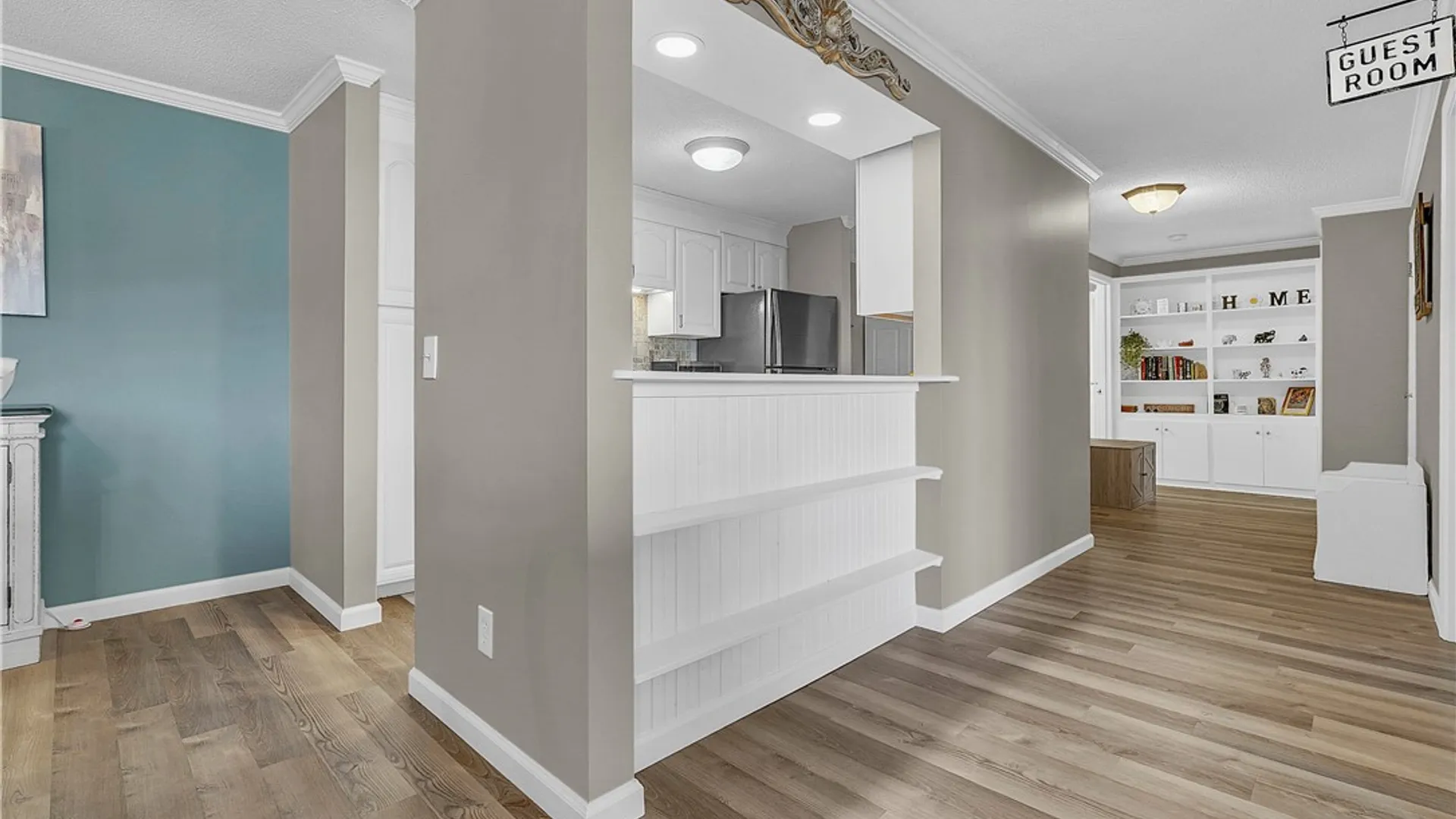Property at 1011 Westage At The Harbor, Irondequoit, NY 14617 10